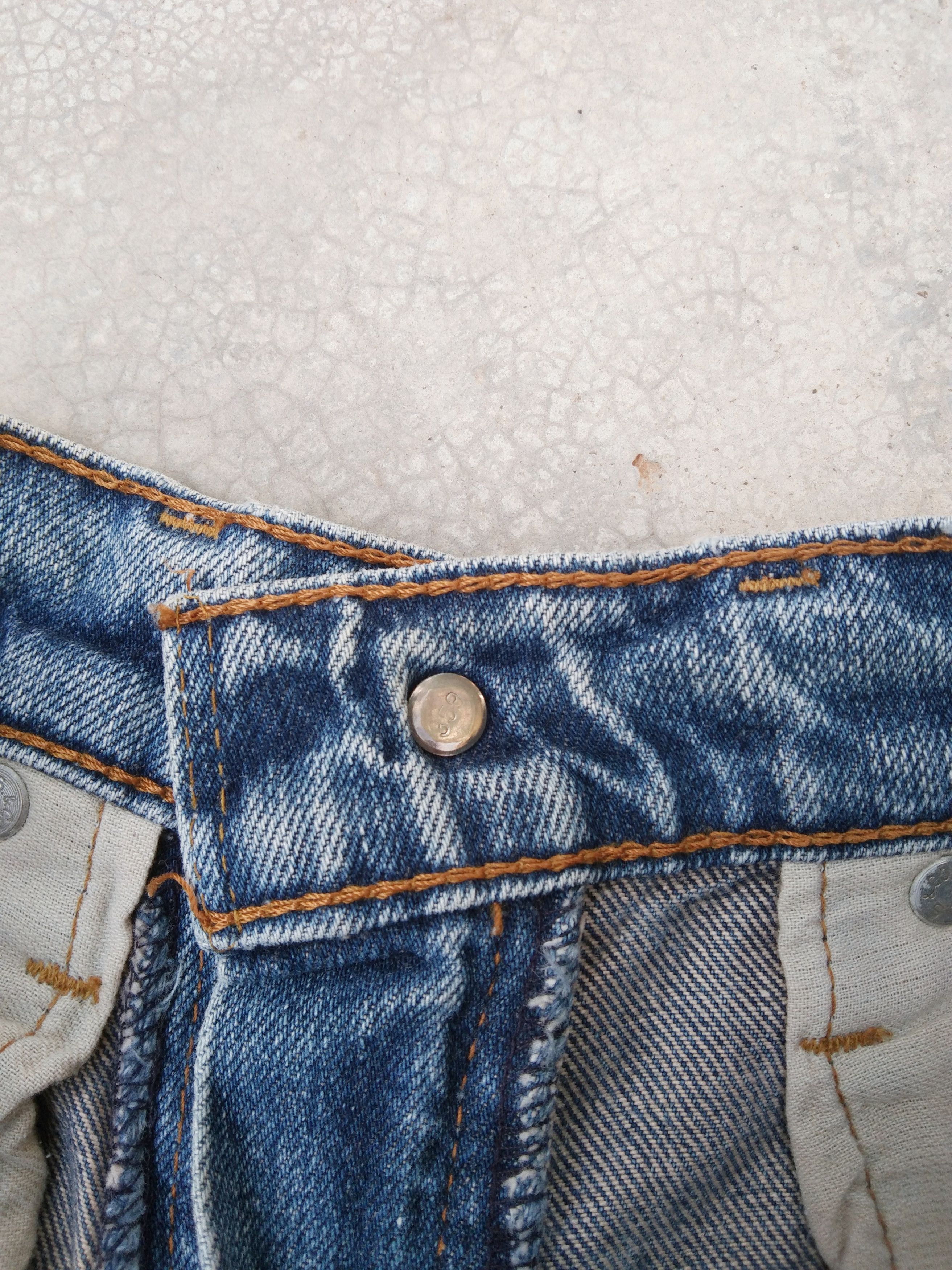 Jean × Levi's × Vintage 90s Vintage Levis 512 Distressed Jeans 28x29.5 Size US 28 / EU 44 - 8 Thumbnail