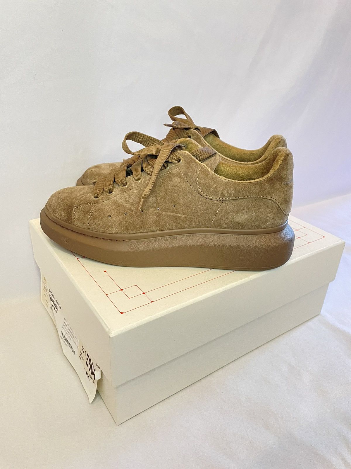 Alexander McQueen Men’s Oversized Leather Suede Sensory Sneaker Size 40EU 8US Size US 7 / EU 40 - 4 Thumbnail