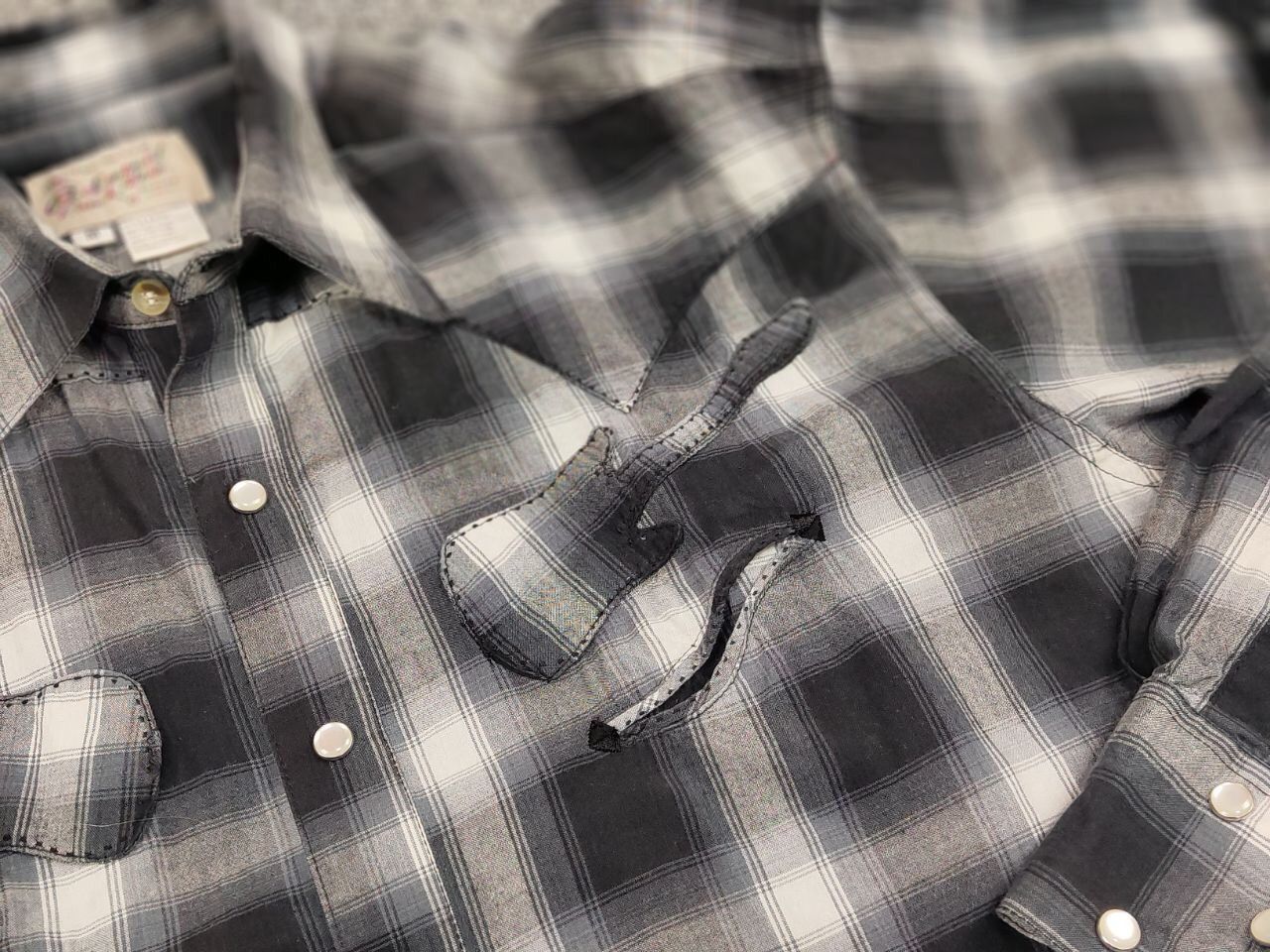 Rockmount Ranch Wear Vintage 90s Rockmount Ranch Wear Checked Button Up Shirt Size US M / EU 48-50 / 2 - 17 Thumbnail