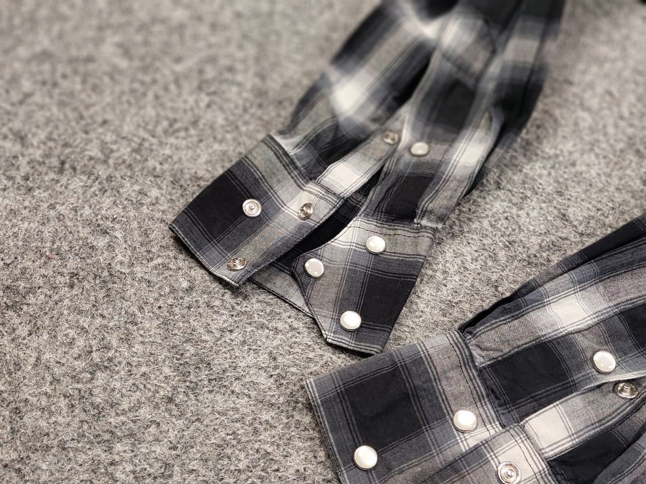 Rockmount Ranch Wear Vintage 90s Rockmount Ranch Wear Checked Button Up Shirt Size US M / EU 48-50 / 2 - 16 Thumbnail