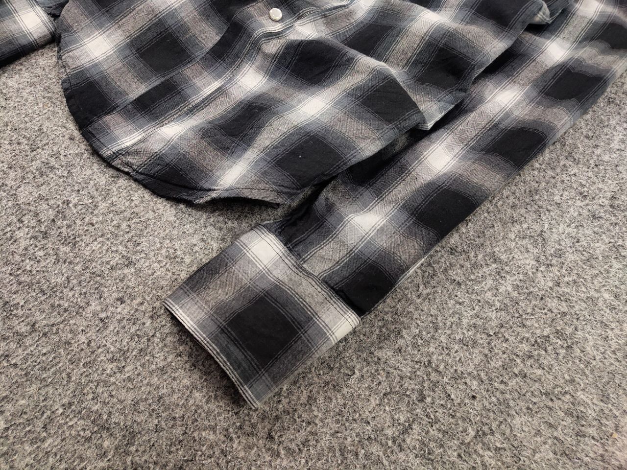 Rockmount Ranch Wear Vintage 90s Rockmount Ranch Wear Checked Button Up Shirt Size US M / EU 48-50 / 2 - 5 Thumbnail