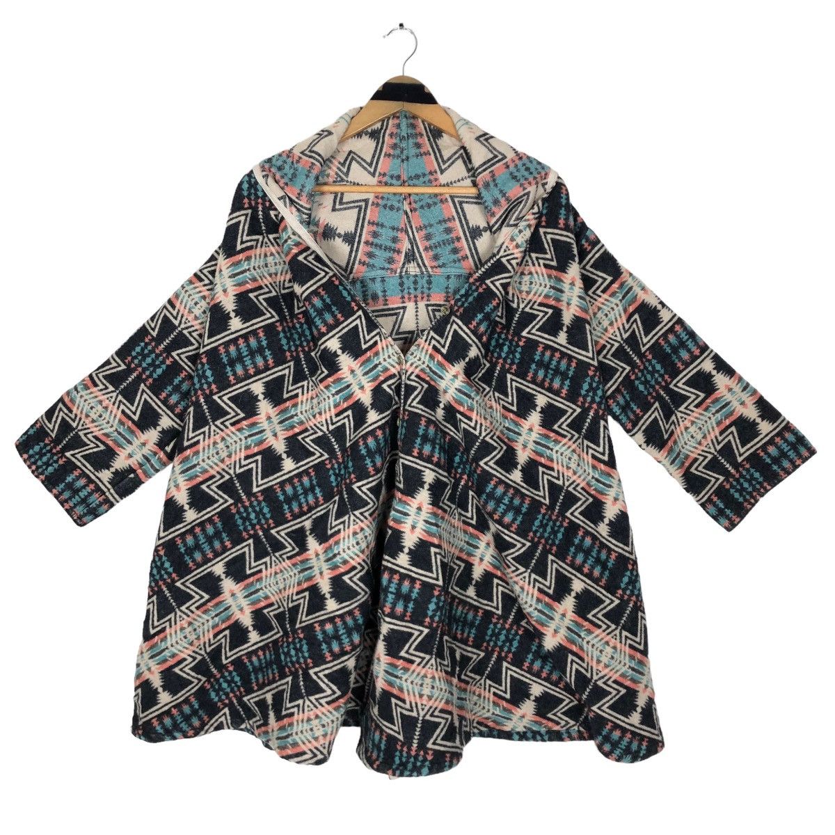 Japanese Brand Journal Standard Wool Poncho Sweater Navajo Pattern Size US S / EU 44-46 / 1 - 5 Thumbnail