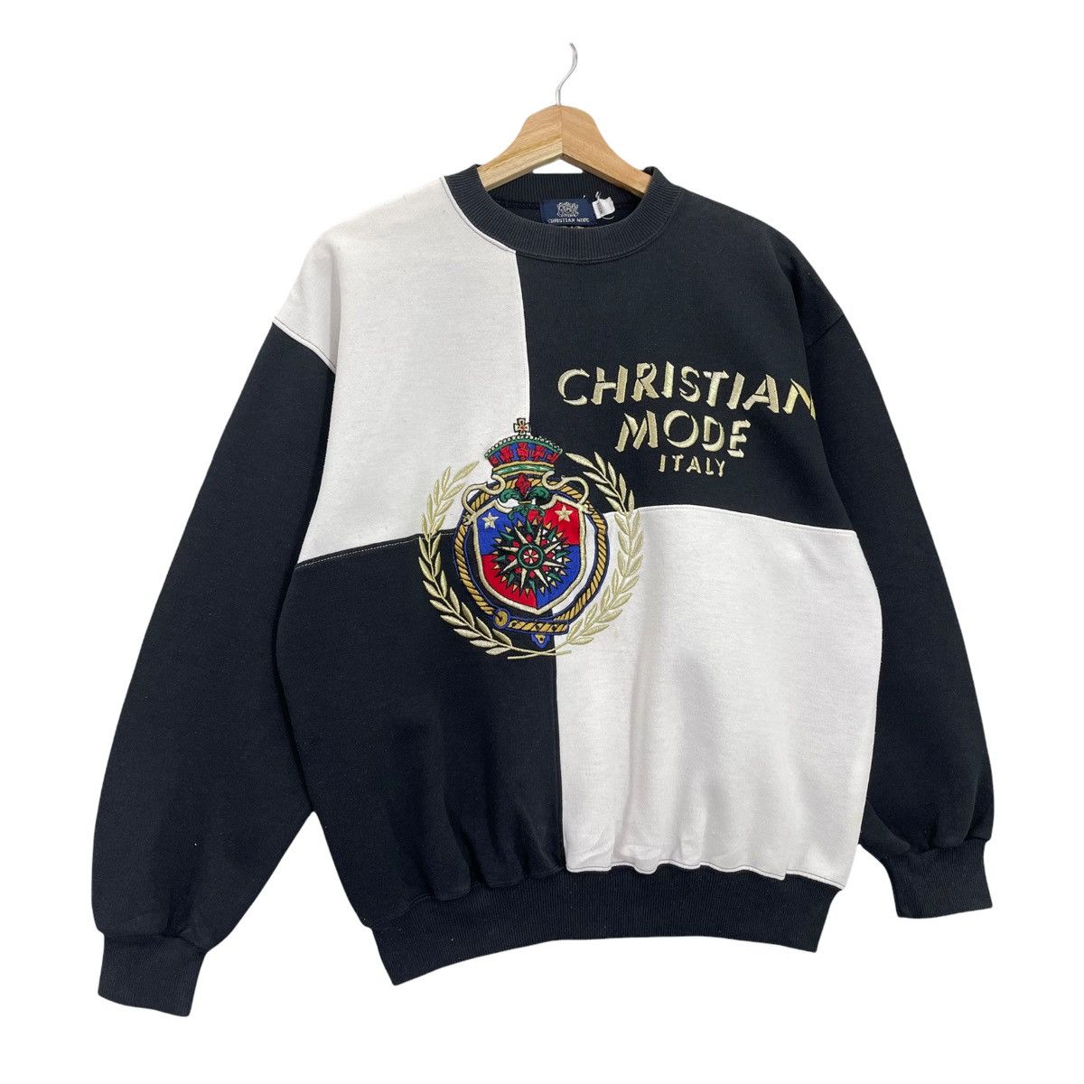 Japanese Brand Vintage Christian Mode Italy Big Logo Sweatshirt Size M Size US M / EU 48-50 / 2 - 2 Thumbnail