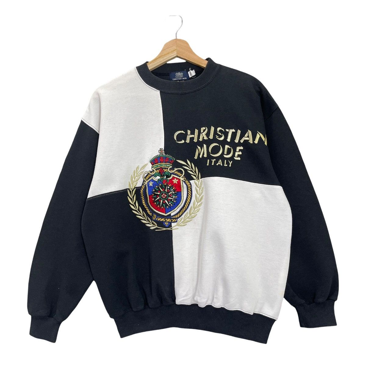 Japanese Brand Vintage Christian Mode Italy Big Logo Sweatshirt Size M Size US M / EU 48-50 / 2 - 3 Thumbnail