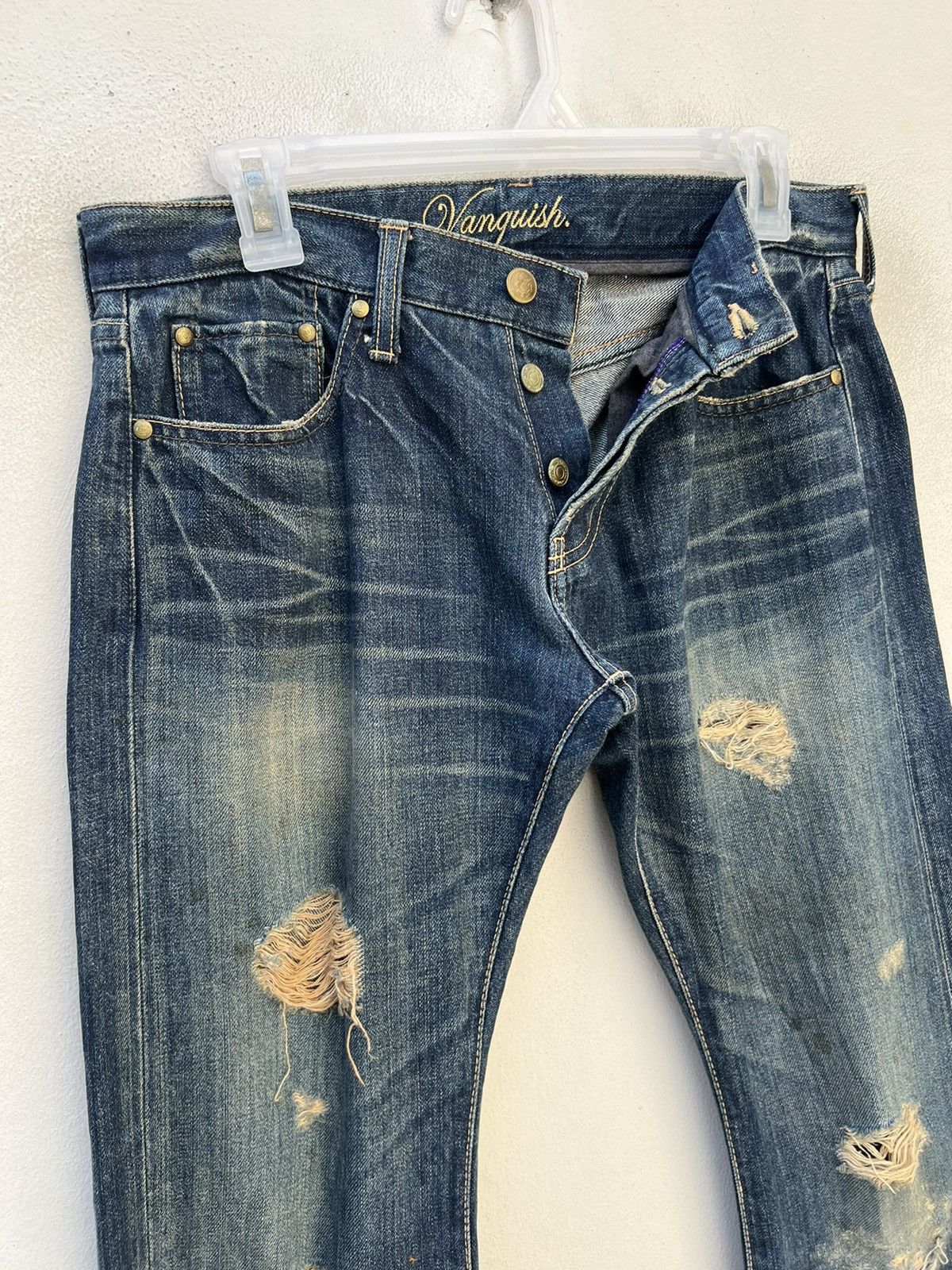 Vintage Vintage Vanquish Gold Japan Rips Mud Denim Dirty Flare Jeans Size US 29 - 8 Thumbnail
