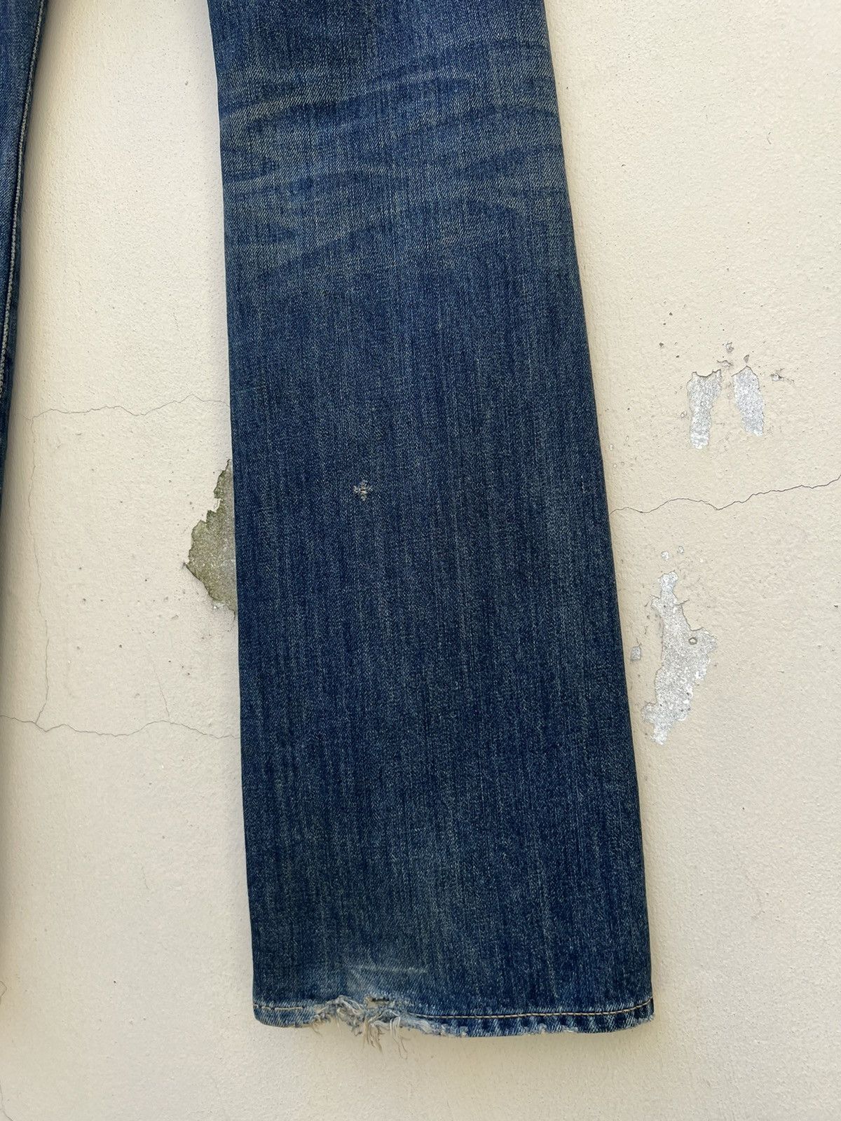 Vintage Vintage Vanquish Gold Japan Rips Mud Denim Dirty Flare Jeans Size US 29 - 19 Thumbnail