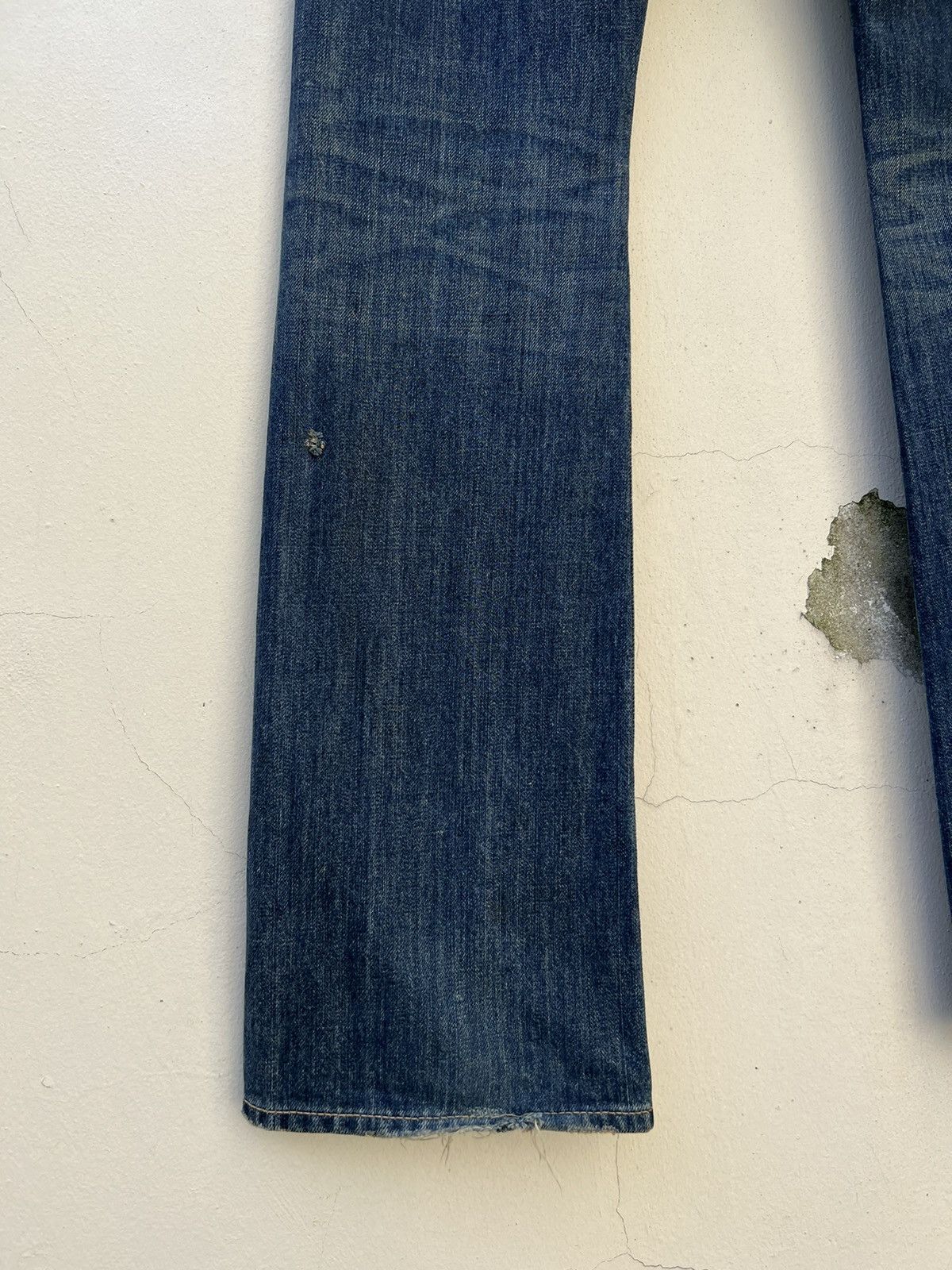 Vintage Vintage Vanquish Gold Japan Rips Mud Denim Dirty Flare Jeans Size US 29 - 16 Thumbnail