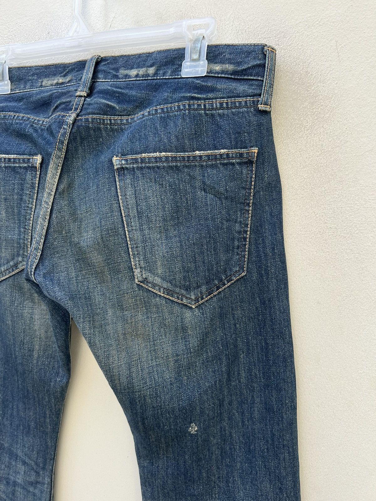 Vintage Vintage Vanquish Gold Japan Rips Mud Denim Dirty Flare Jeans Size US 29 - 18 Thumbnail