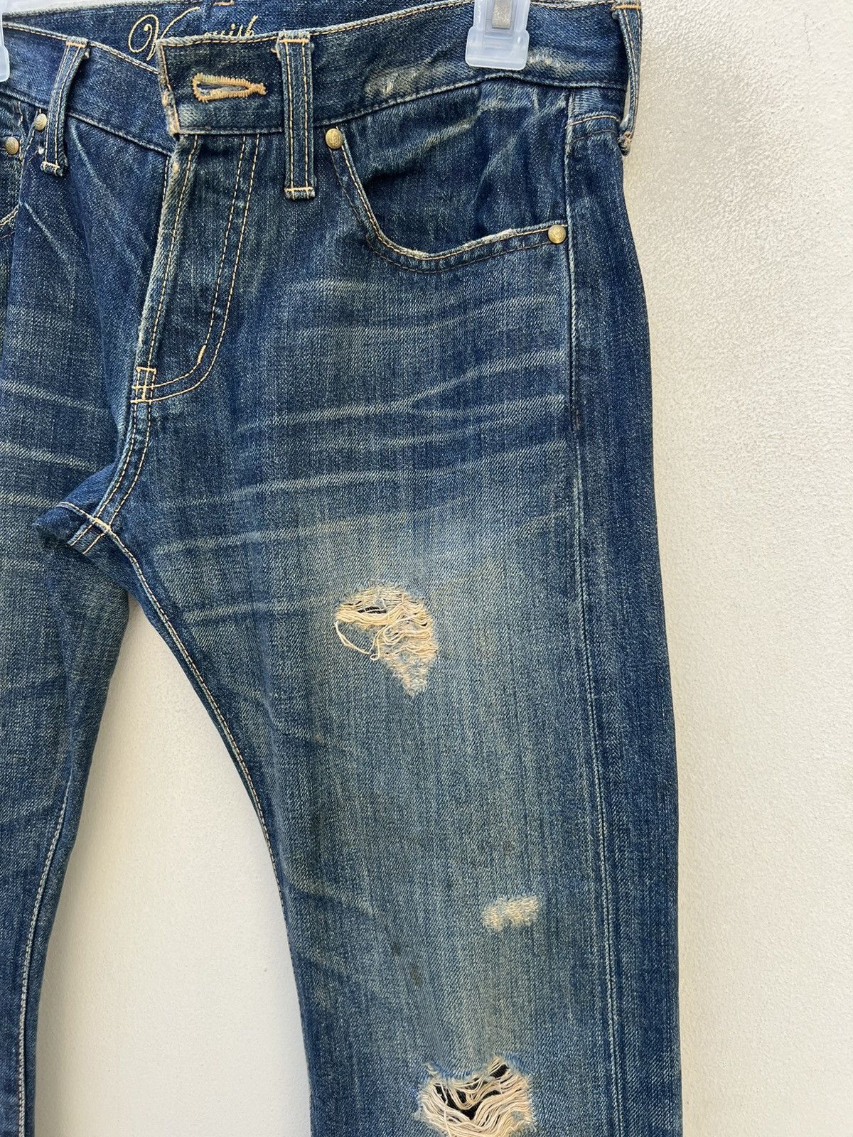 Vintage Vintage Vanquish Gold Japan Rips Mud Denim Dirty Flare Jeans Size US 29 - 11 Thumbnail