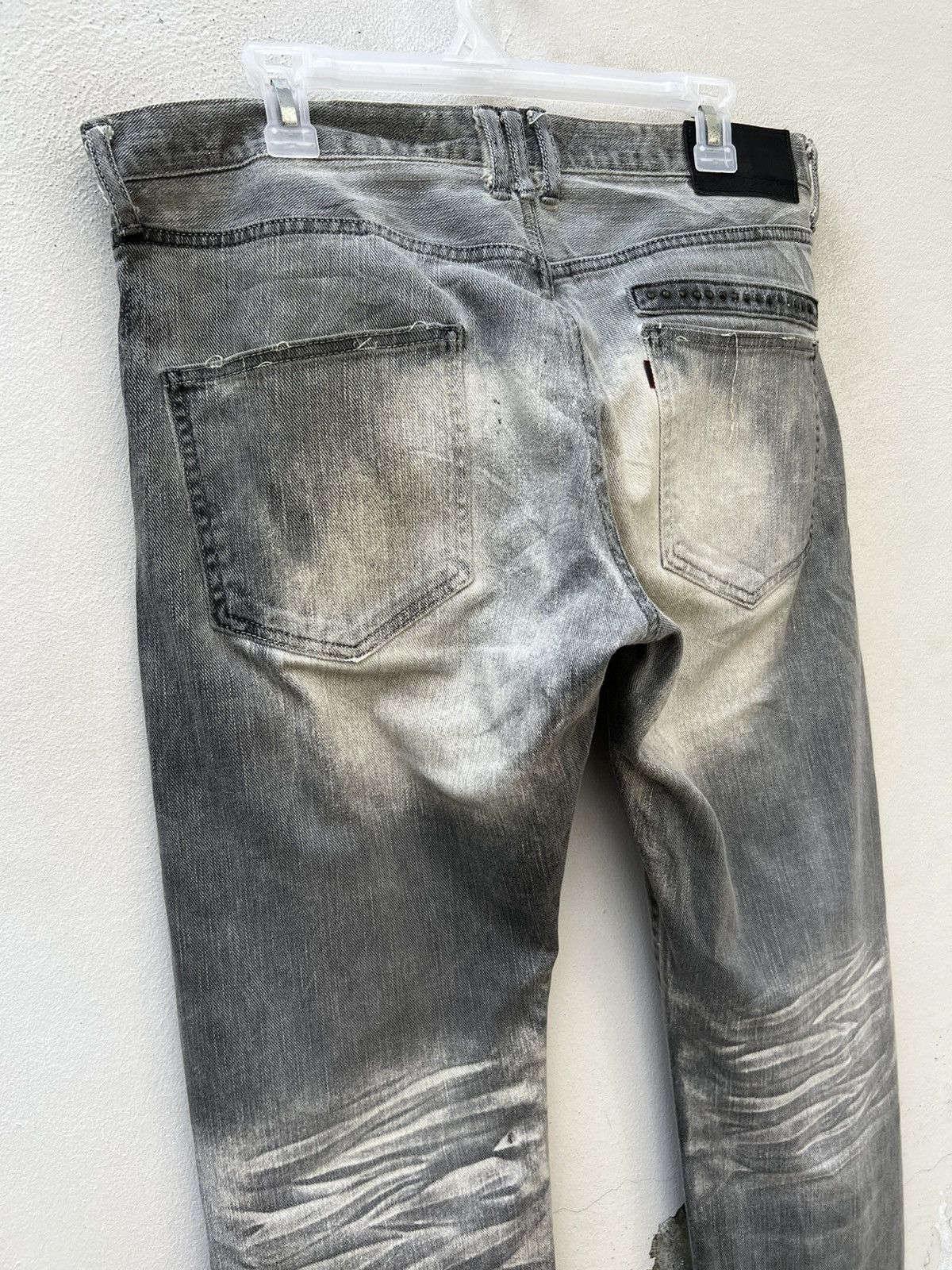 Mastermind Japan Vintage Roen Japan Fade Black Mud Denim Jeans Size US 34 / EU 50 - 14 Thumbnail