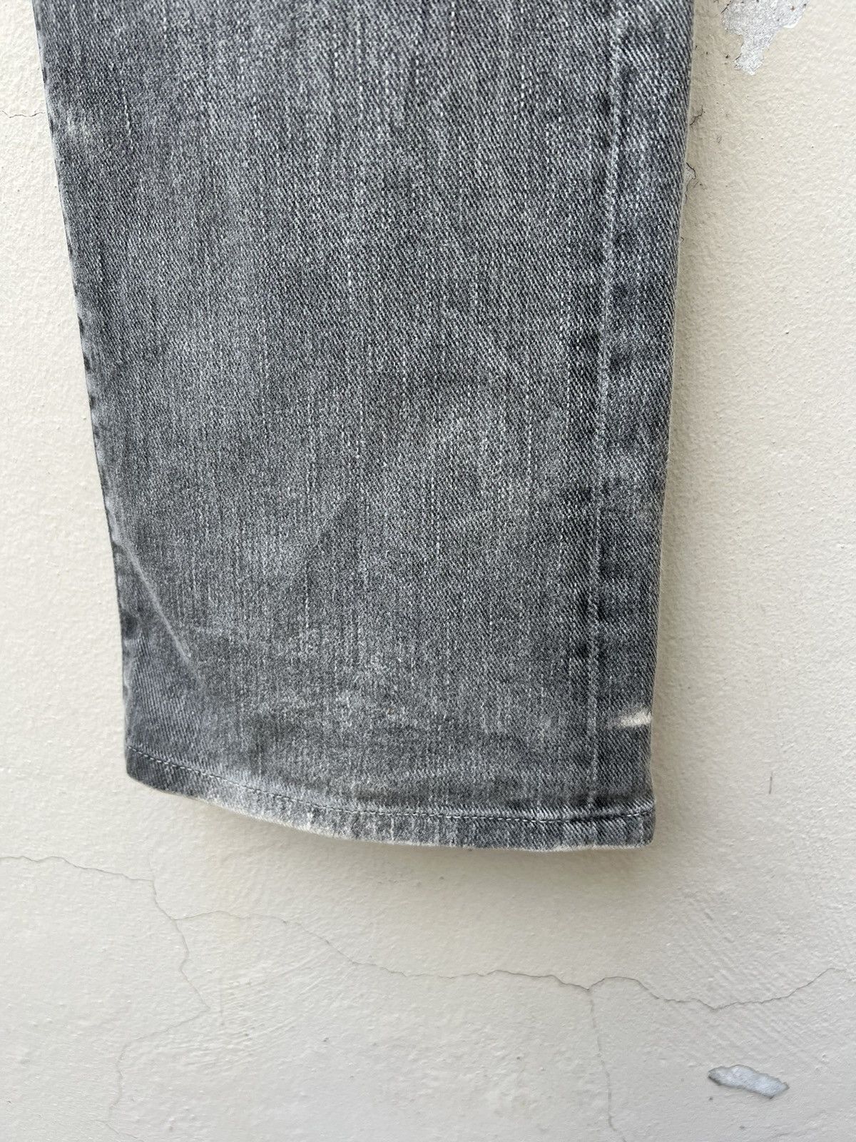 Mastermind Japan Vintage Roen Japan Fade Black Mud Denim Jeans Size US 34 / EU 50 - 12 Thumbnail