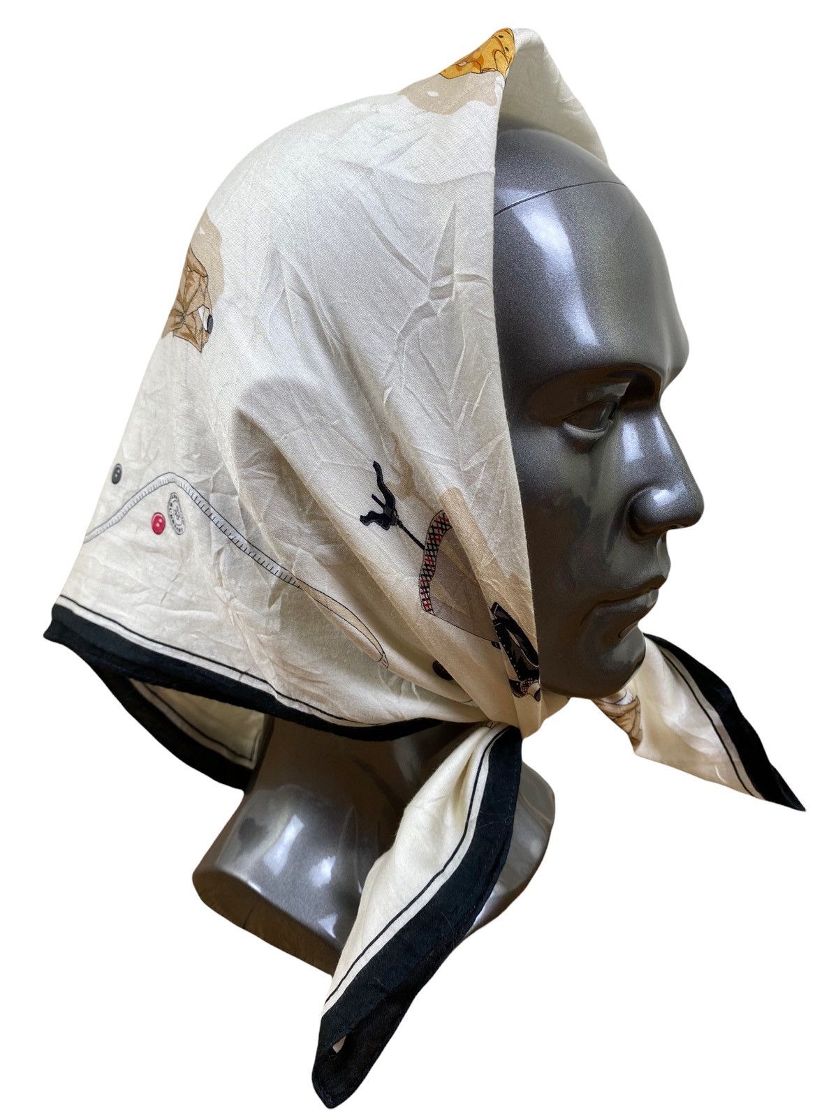 Burberry Burberry Scarf / Handkerchief / Bandana / Neckerchief Size ONE SIZE - 1 Thumbnail