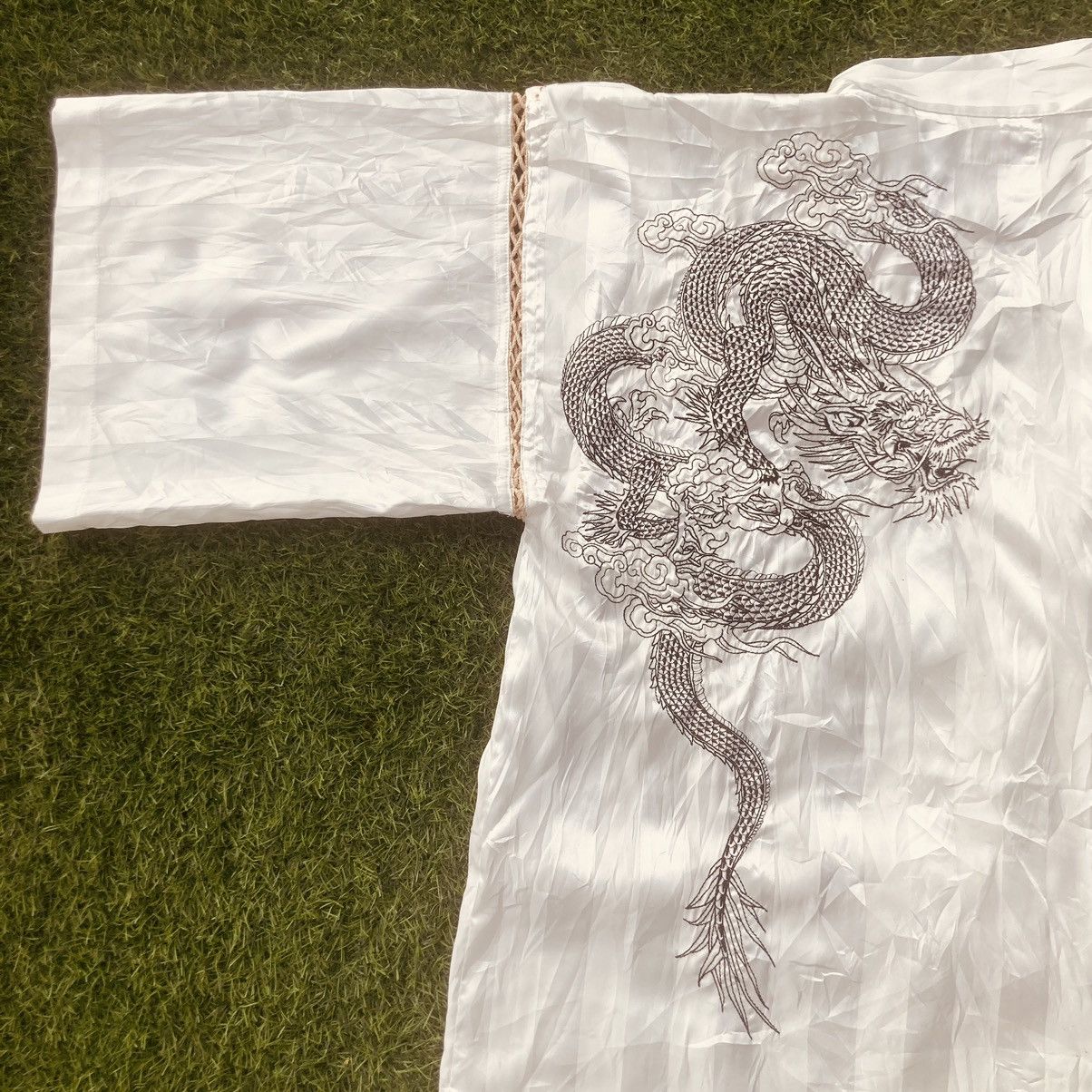 Japanese Brand DRAGON JAPANESE TRADITIONAL KIMONO Size US L / EU 52-54 / 3 - 9 Thumbnail
