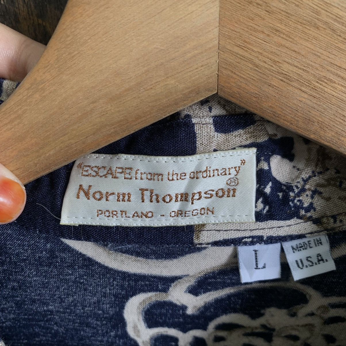 Norm Thompson × Vintage Vintage Norm Thompson Full Print Button Up Shirt Size US L / EU 52-54 / 3 - 4 Thumbnail
