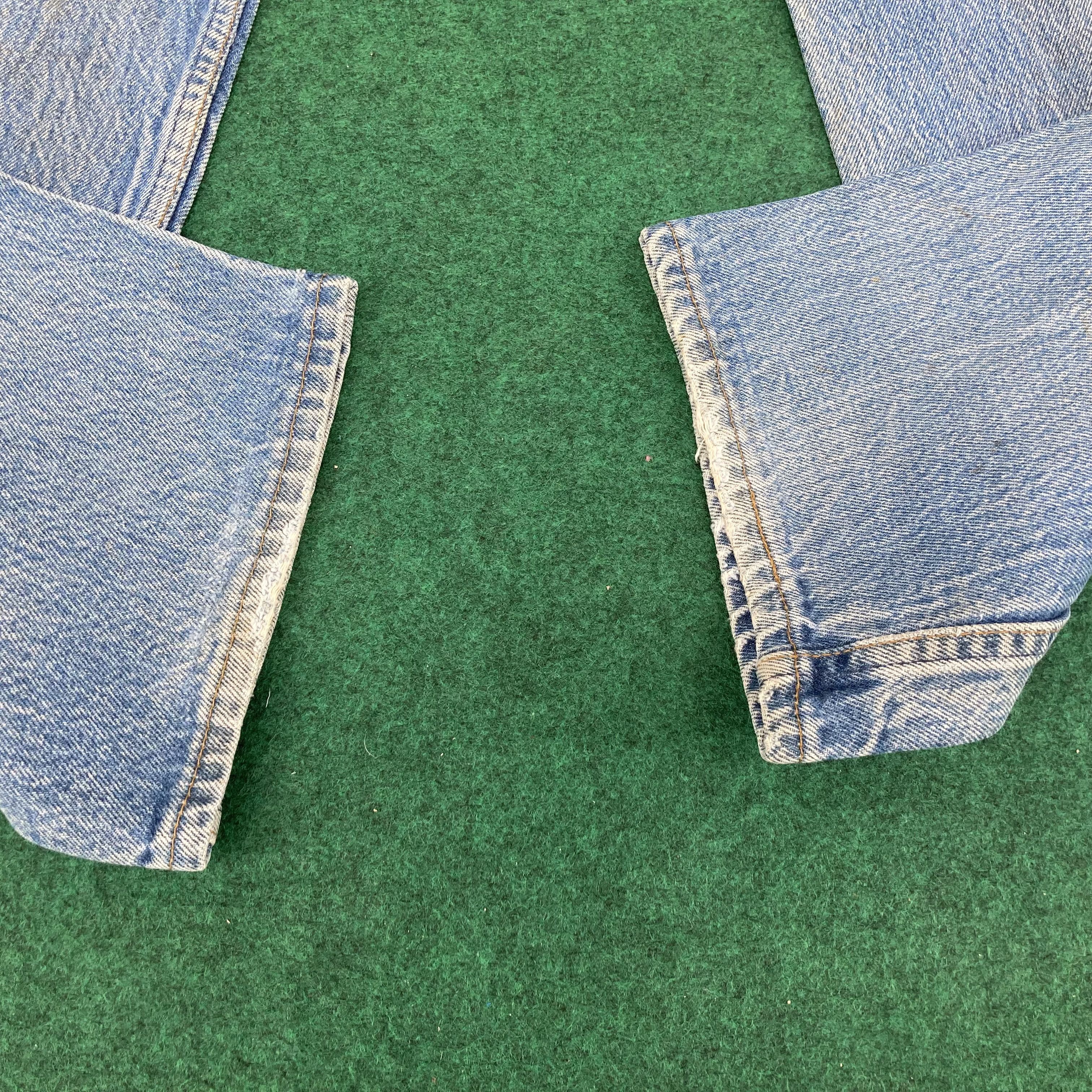 Levi's × Vintage Vtg Levis 501 Distressed Ripped Light Wash Punk Grunge Jeans Size US 33 - 6 Thumbnail