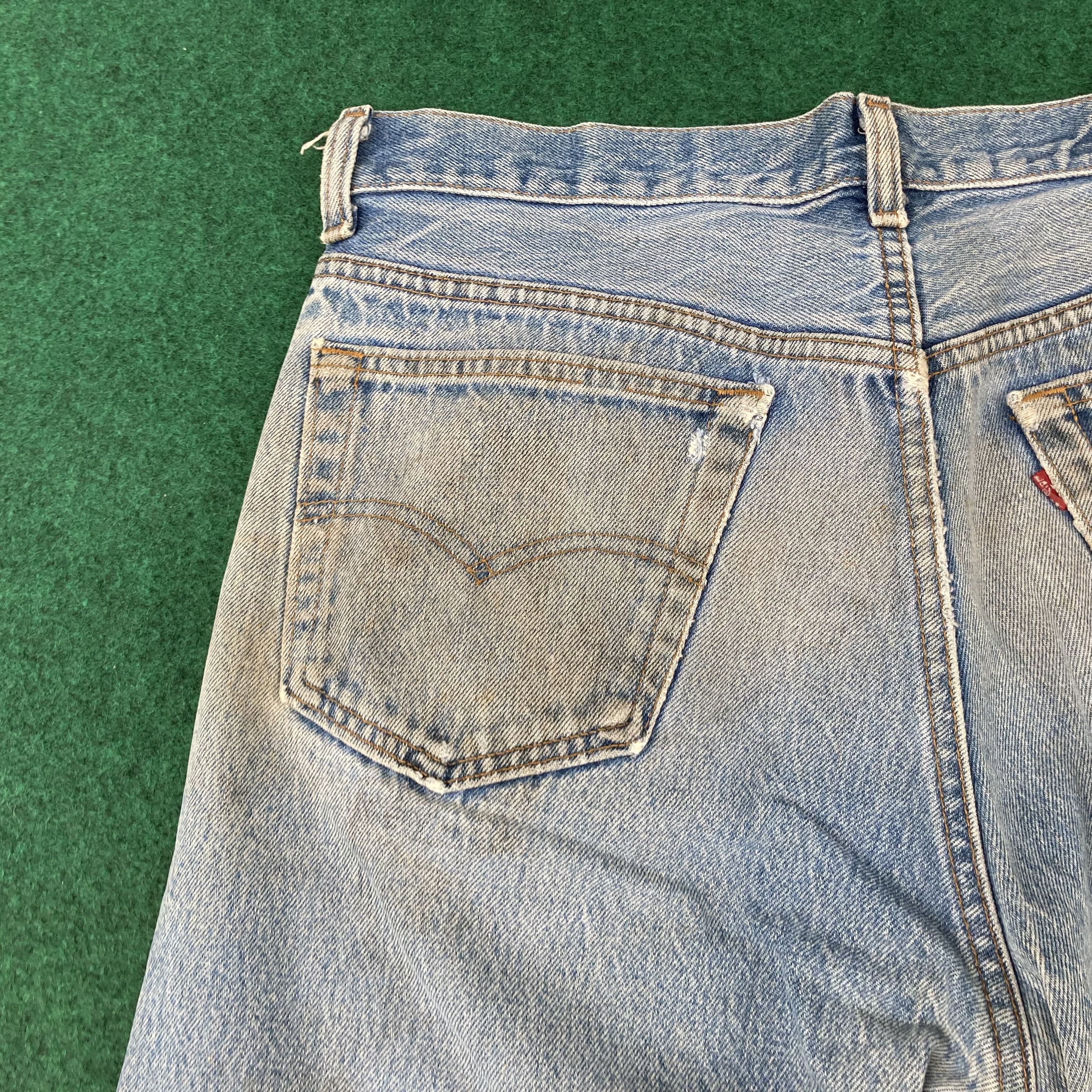 Levi's × Vintage Vtg Levis 501 Distressed Ripped Light Wash Punk Grunge Jeans Size US 33 - 10 Thumbnail