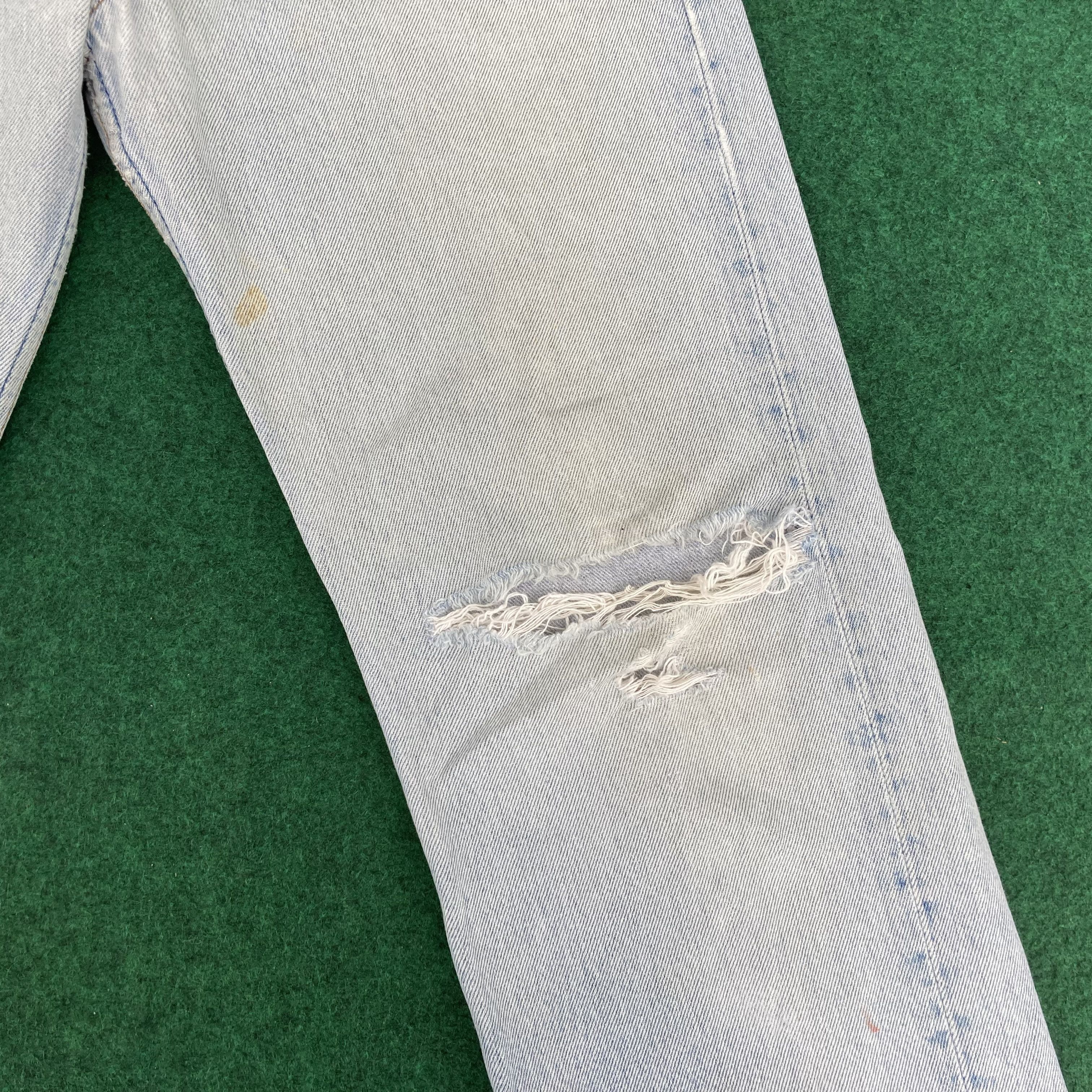 Levi's × Vintage Vtg Levis 501 Distressed Ripped Light Wash Grunge 90s Jeans Size US 29 - 5 Thumbnail