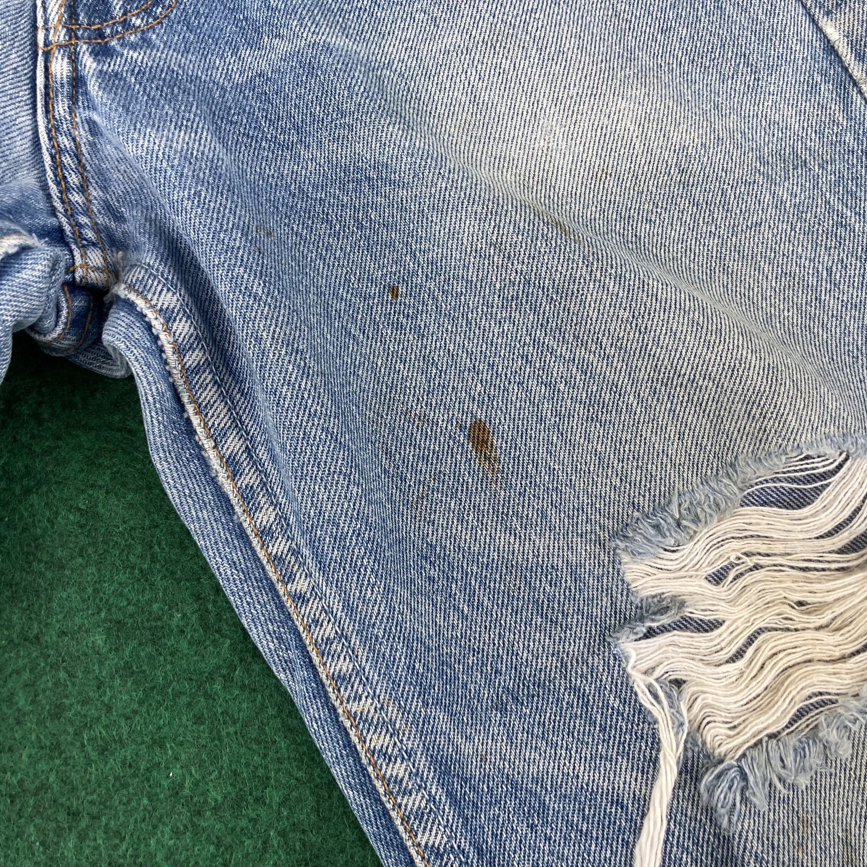 Levi's × Vintage Vtg Levis 501xx Distressed Ripped Light Wash Grunge Jeans Size US 28 / EU 44 - 6 Thumbnail