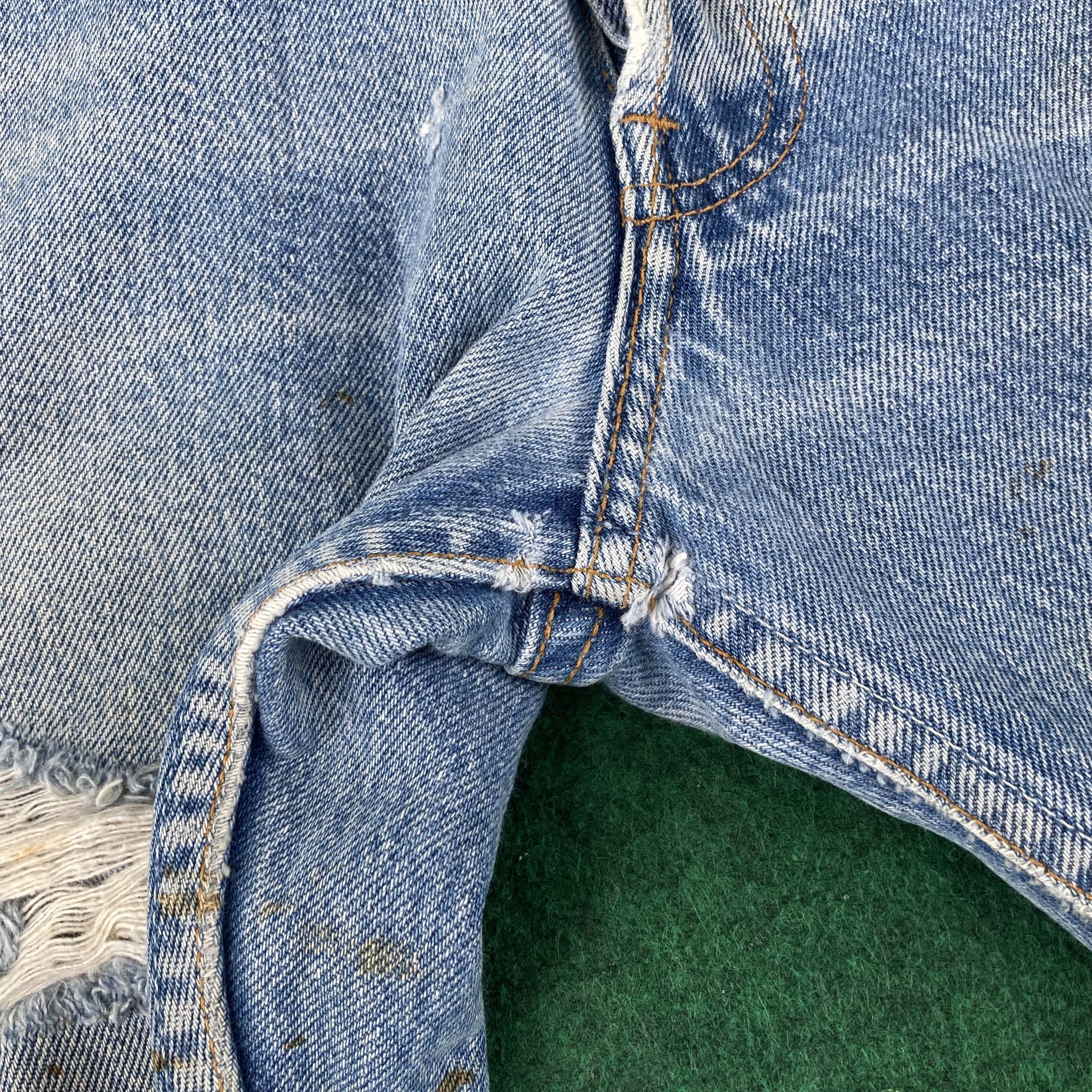 Levi's × Vintage Vtg Levis 501xx Distressed Ripped Light Wash Grunge Jeans Size US 28 / EU 44 - 7 Thumbnail