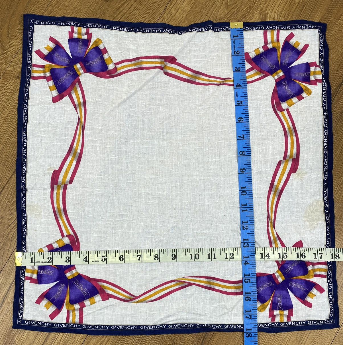 Givenchy Givenchy Handkerchief / Bandana / Neckerchief Size ONE SIZE - 6 Thumbnail