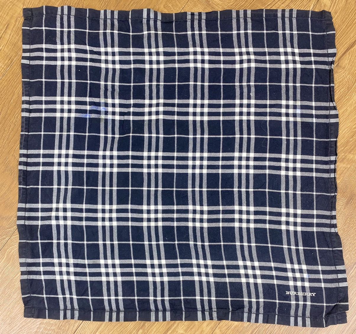 Burberry Burberry Novacheck Handkerchief/Neckerchief/Bandana Size ONE SIZE - 2 Thumbnail