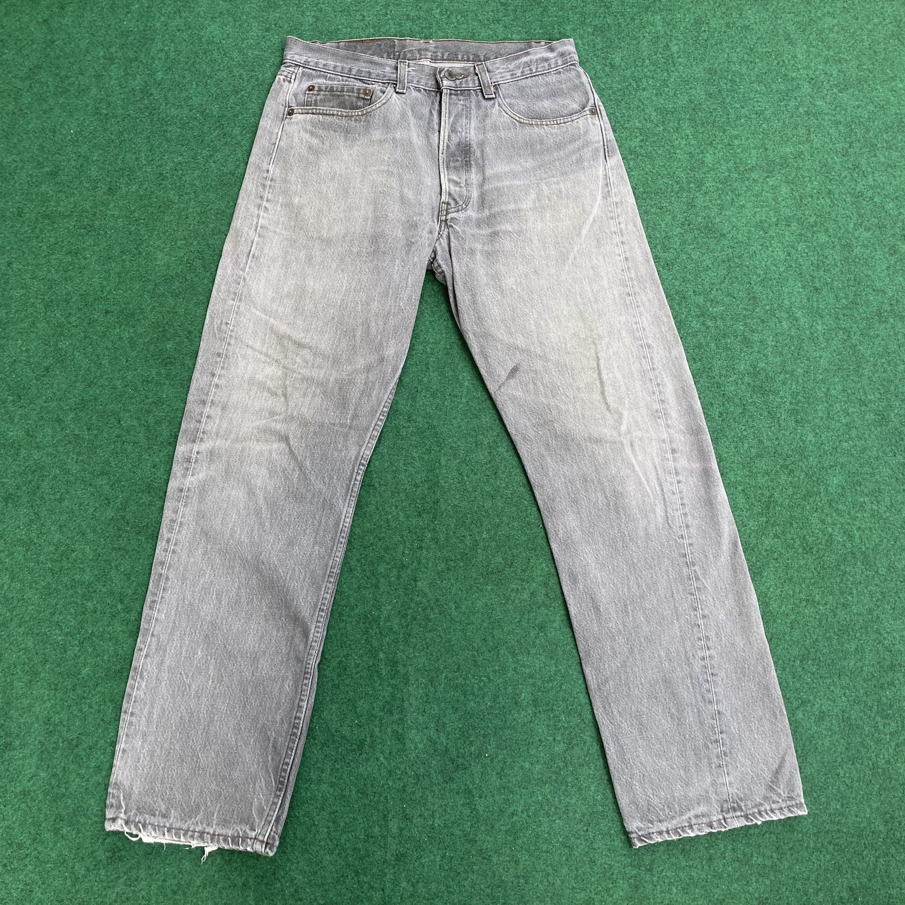 Levi's × Vintage Vtg Levis 501 Distressed Ripped 30 Light Wash Grunge Jeans Size US 30 / EU 46 - 1 Thumbnail