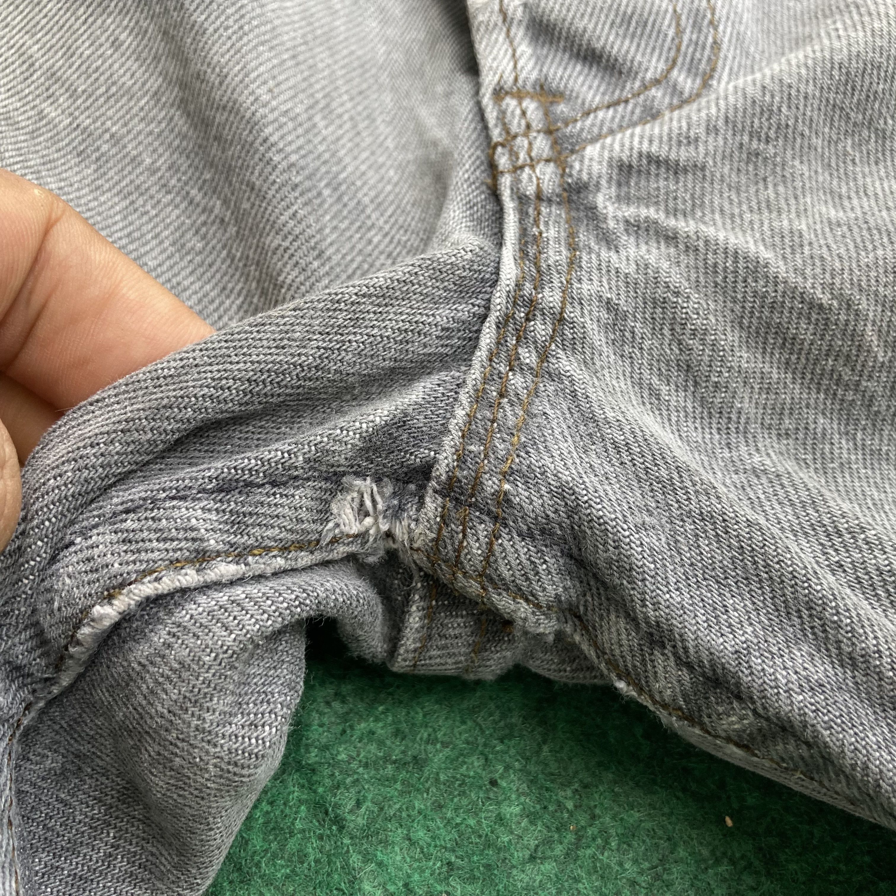 Levi's × Vintage Vtg Levis 501 Distressed Ripped 30 Light Wash Grunge Jeans Size US 30 / EU 46 - 7 Thumbnail