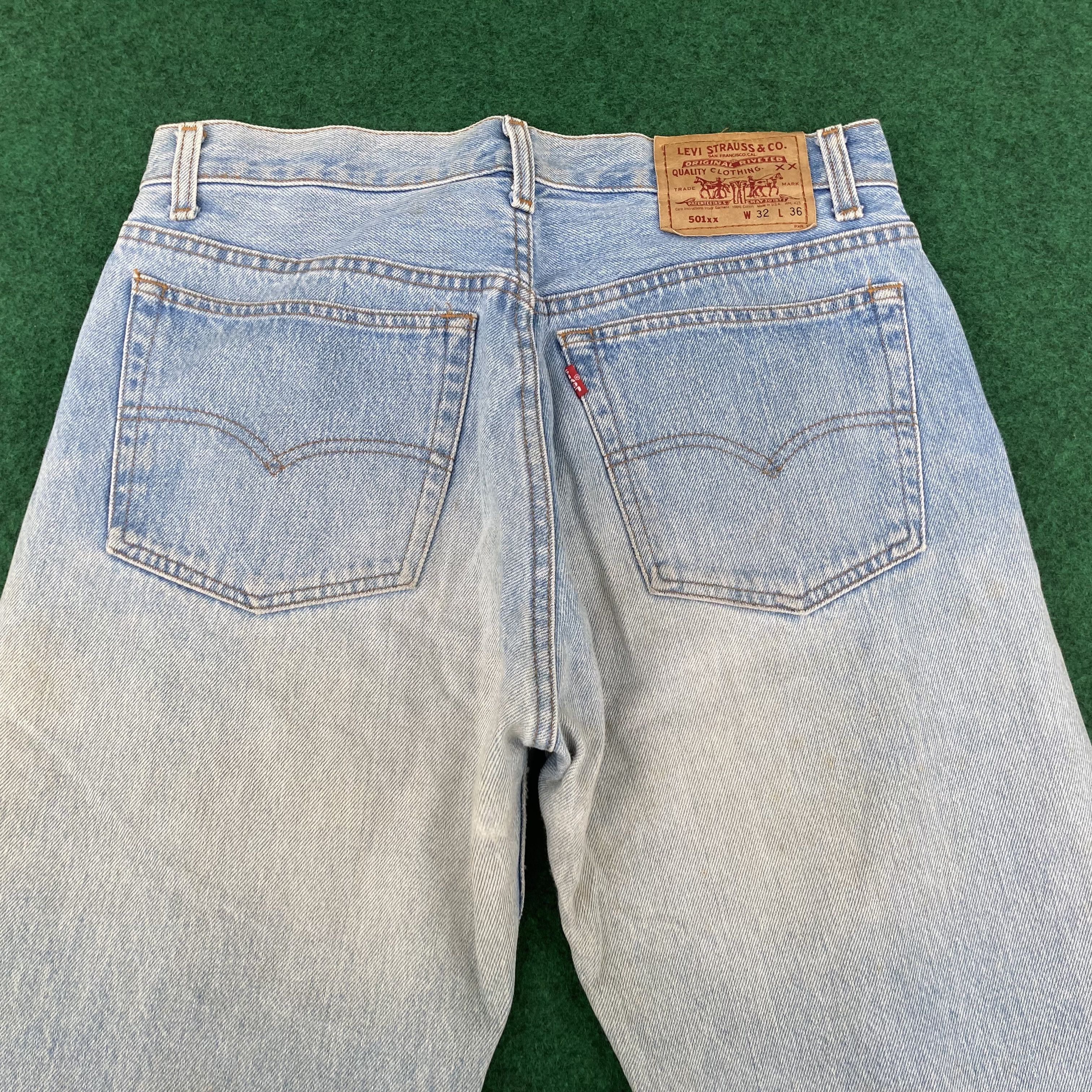 Levi's × Vintage Vtg Levis 501xx Distressed Ripped Light Wash 90s Jeans Size US 30 / EU 46 - 9 Thumbnail