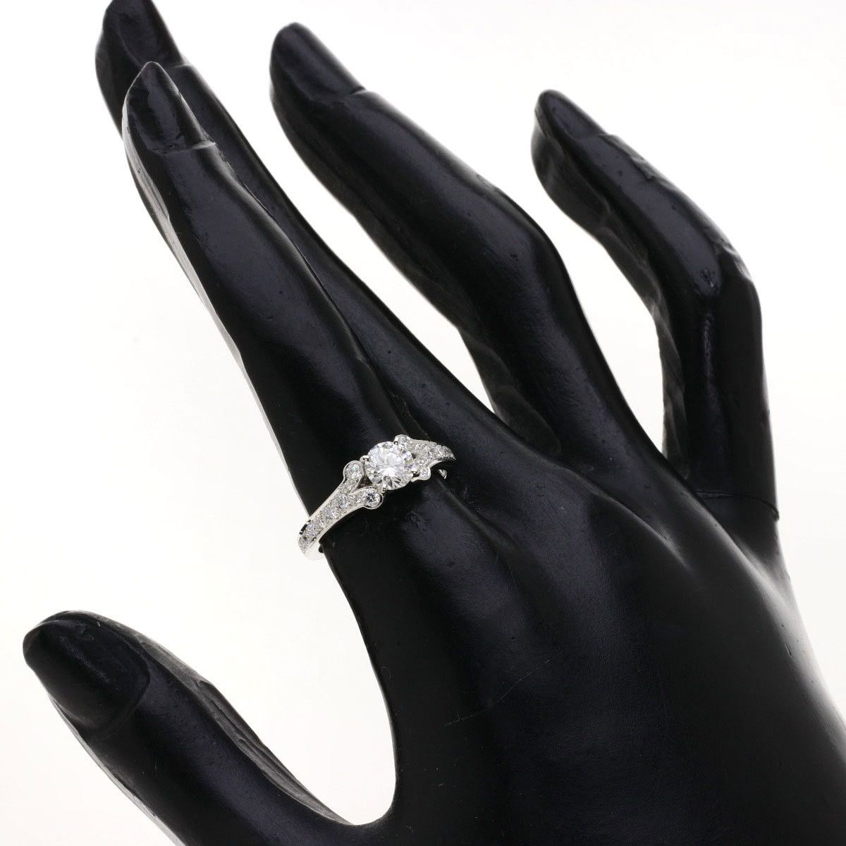 Cartier Ballerine ring
