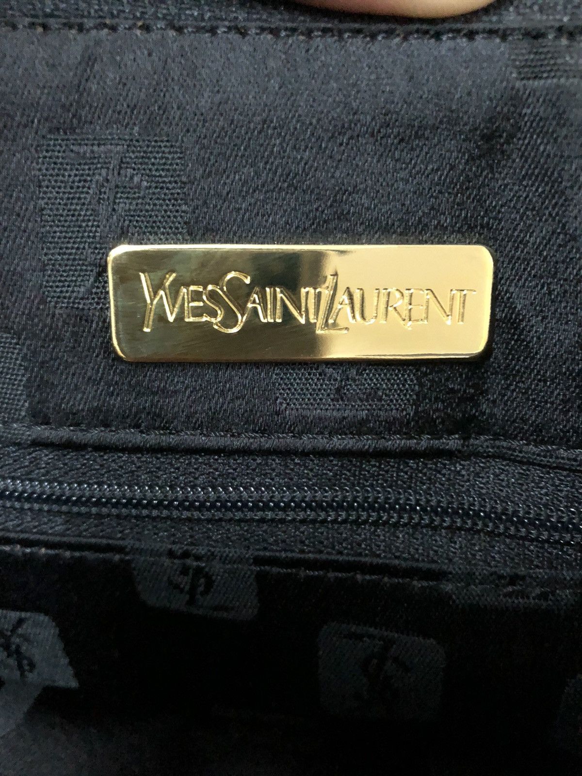 Yves Saint Laurent AUTHENTIC YVES SAINT LAURENT TOTE BAG Size ONE SIZE - 13 Thumbnail