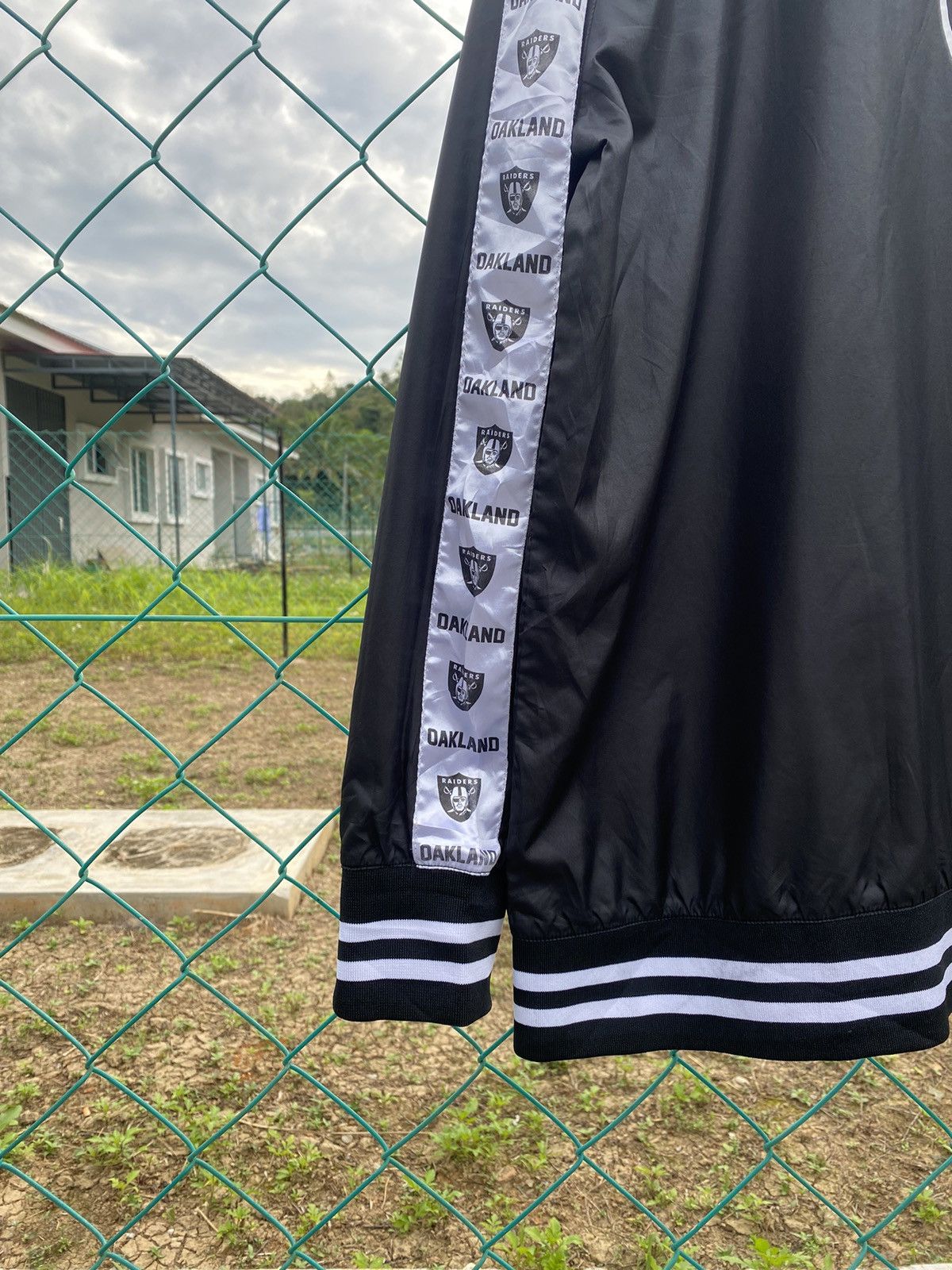 NFL × Vintage Raiders Side Tape Training Sweater Size US XL / EU 56 / 4 - 4 Thumbnail