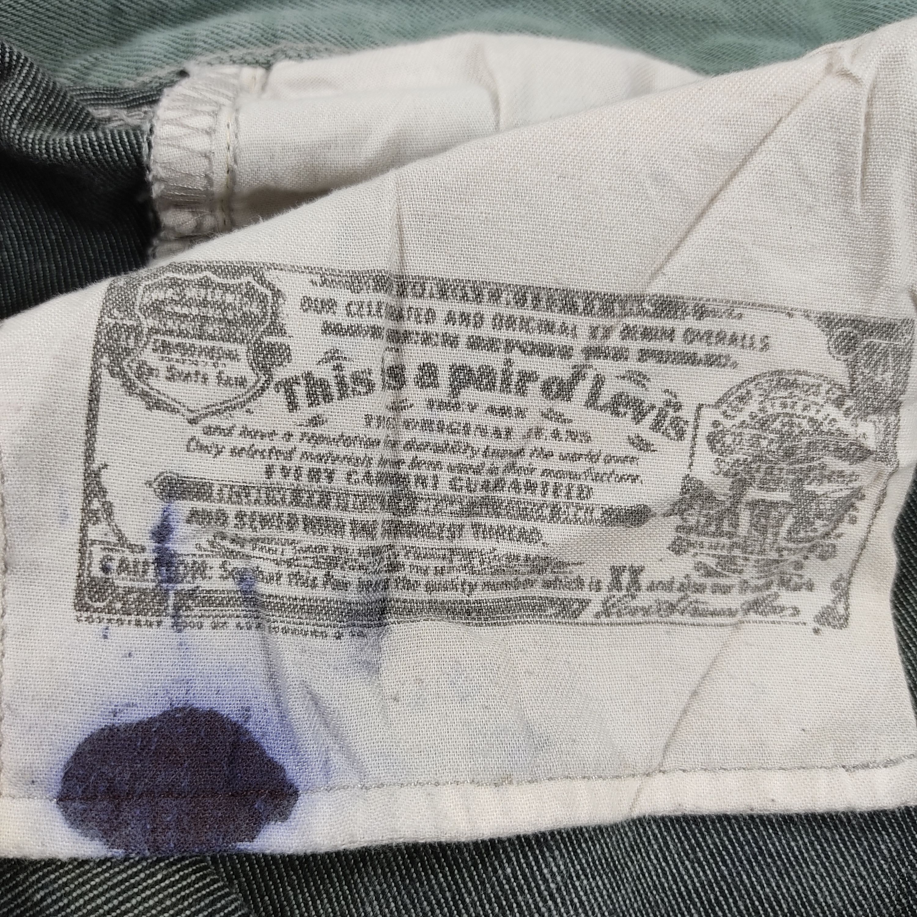 Levi's × Levi's Vintage Clothing × Vintage Vintage Levis 501 Jeans Fly Button Size US 33 - 19 Thumbnail