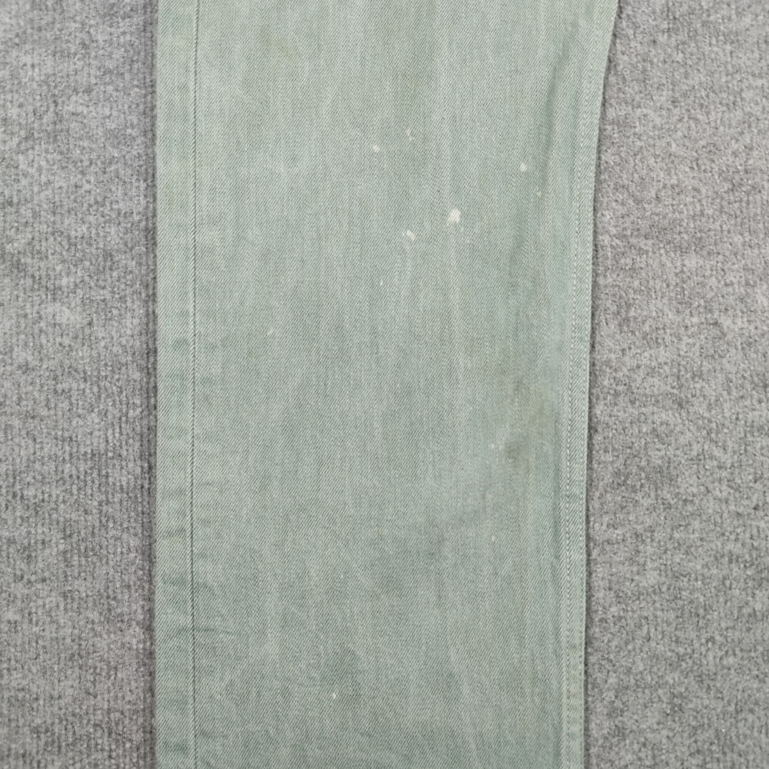 Levi's × Levi's Vintage Clothing × Vintage Vintage Levis 501 Jeans Fly Button Size US 33 - 7 Thumbnail