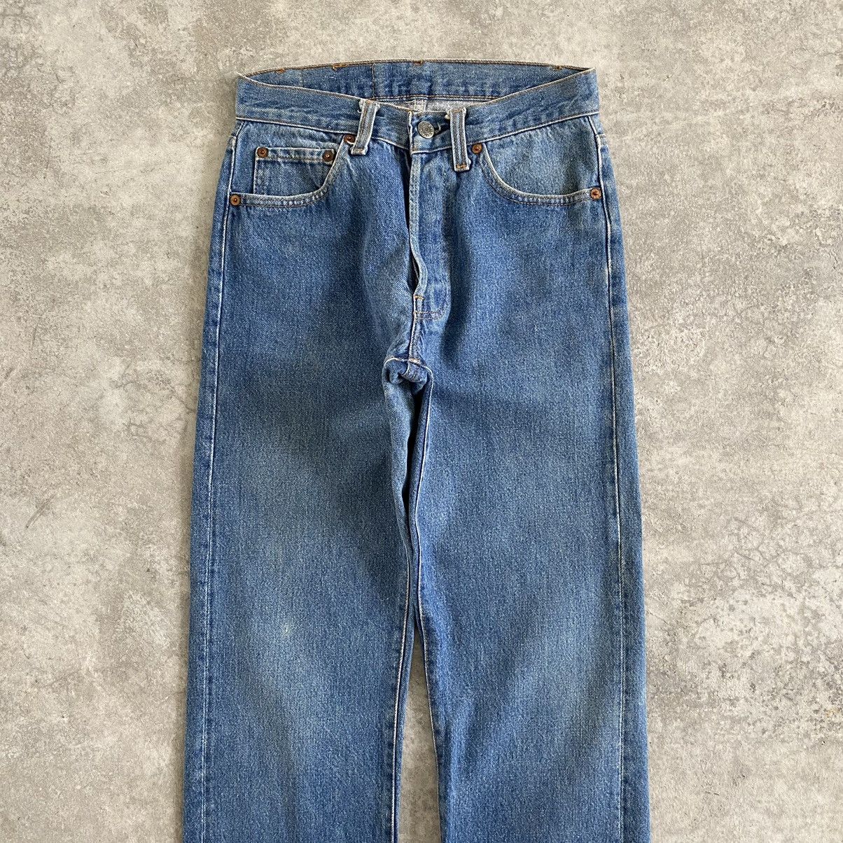 Levi's VTG Early 80’s Levi's 501 High Waisted Stonewash Blue Jeans Size US 26 / EU 42 - 3 Thumbnail