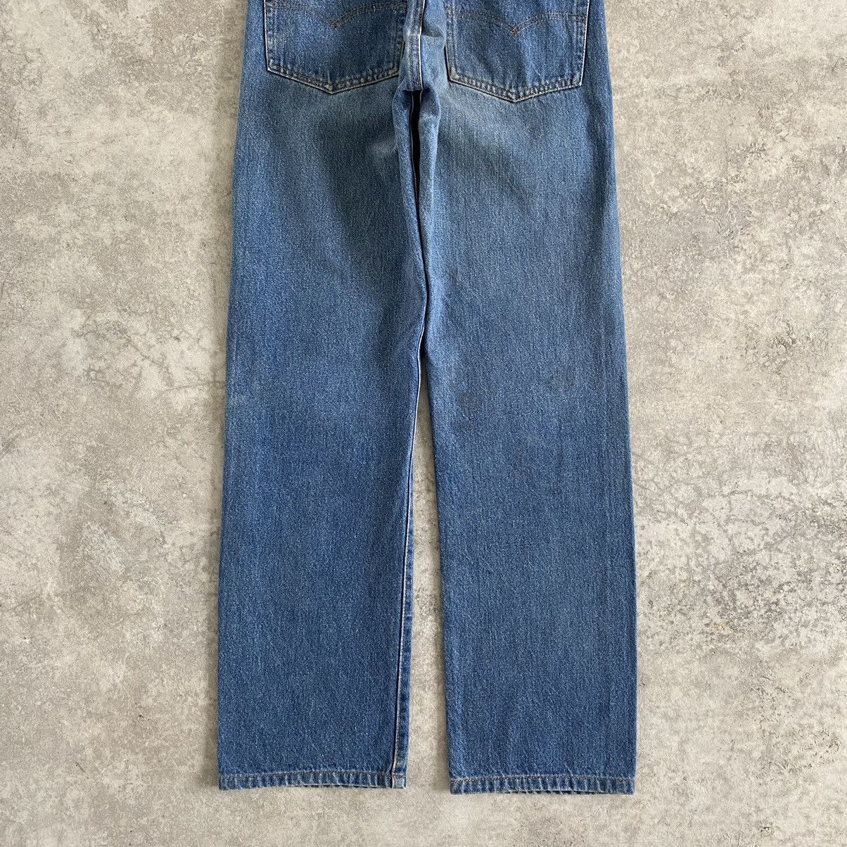 Levi's VTG Early 80’s Levi's 501 High Waisted Stonewash Blue Jeans Size US 26 / EU 42 - 11 Thumbnail