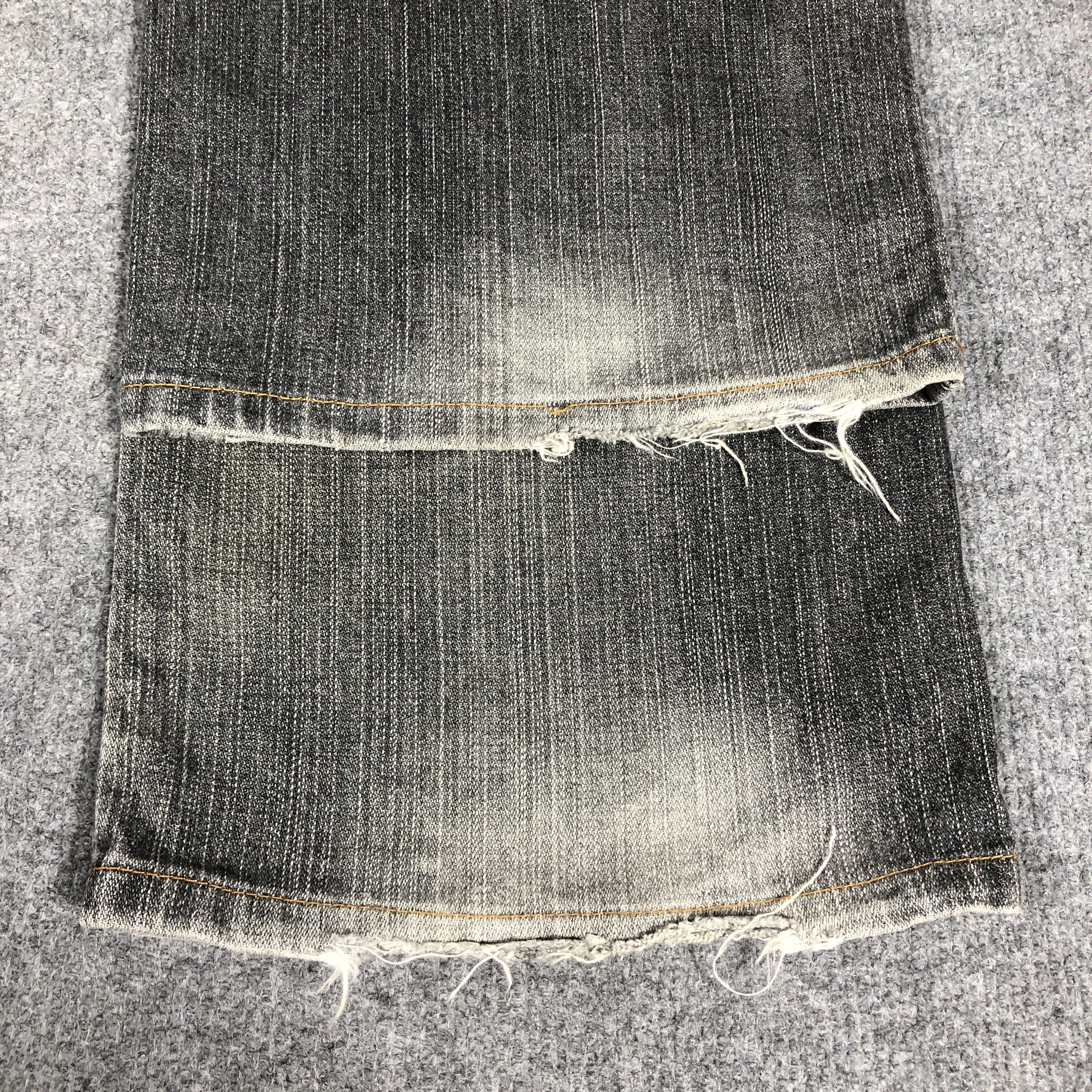 Levi's × Vintage Vintage Levis 708 Flare Jeans L1158 Size US 33 - 7 Thumbnail