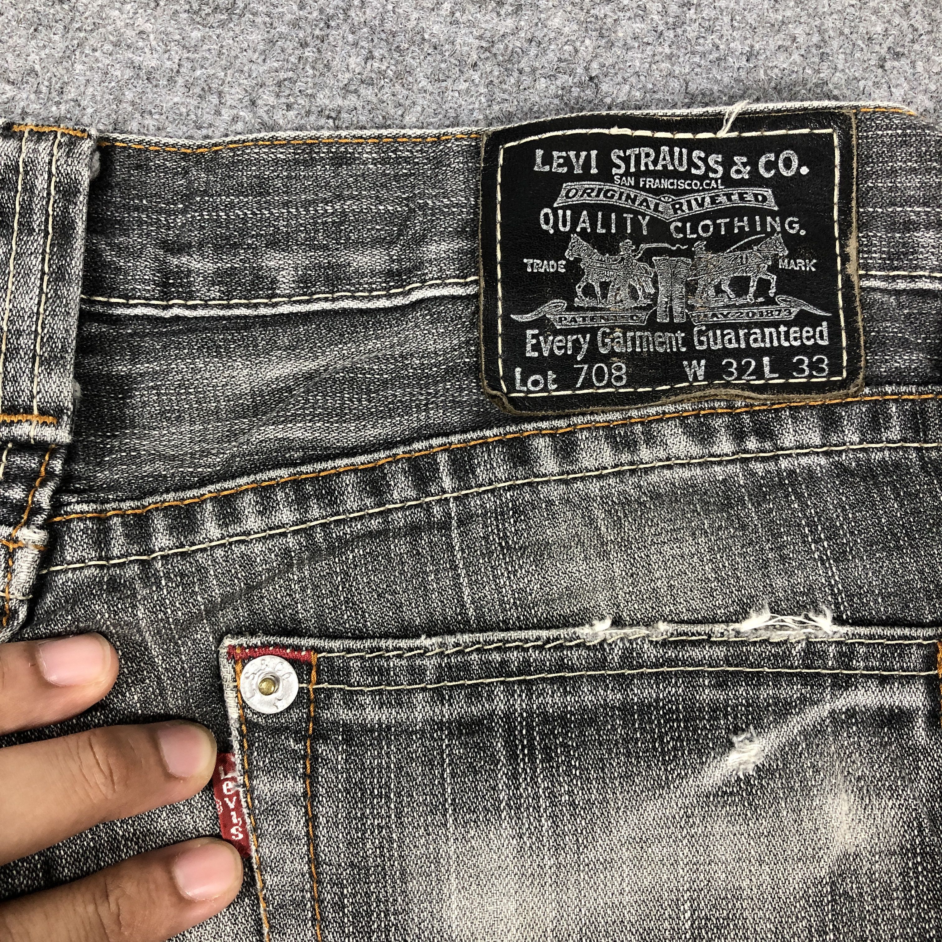 Levi's × Vintage Vintage Levis 708 Flare Jeans L1158 Size US 33 - 8 Thumbnail