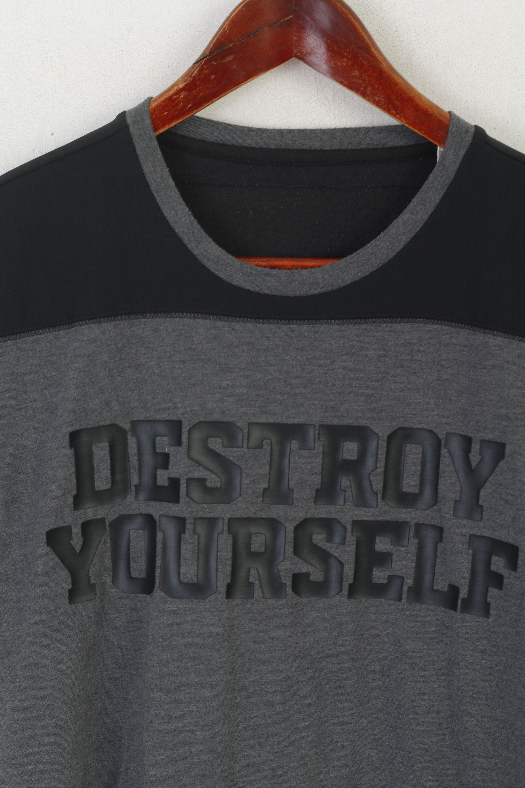 Adidas × Vintage Adidas Men S Shirt Grey Destroy Yourself 0970 Size US S / EU 44-46 / 1 - 2 Thumbnail