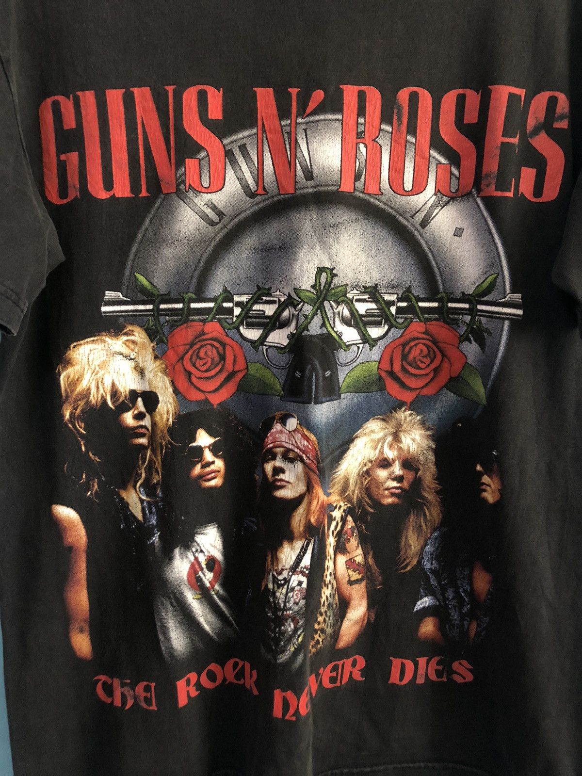 Band Tees distress guns n roses line up #A6 Size US M / EU 48-50 / 2 - 4 Thumbnail