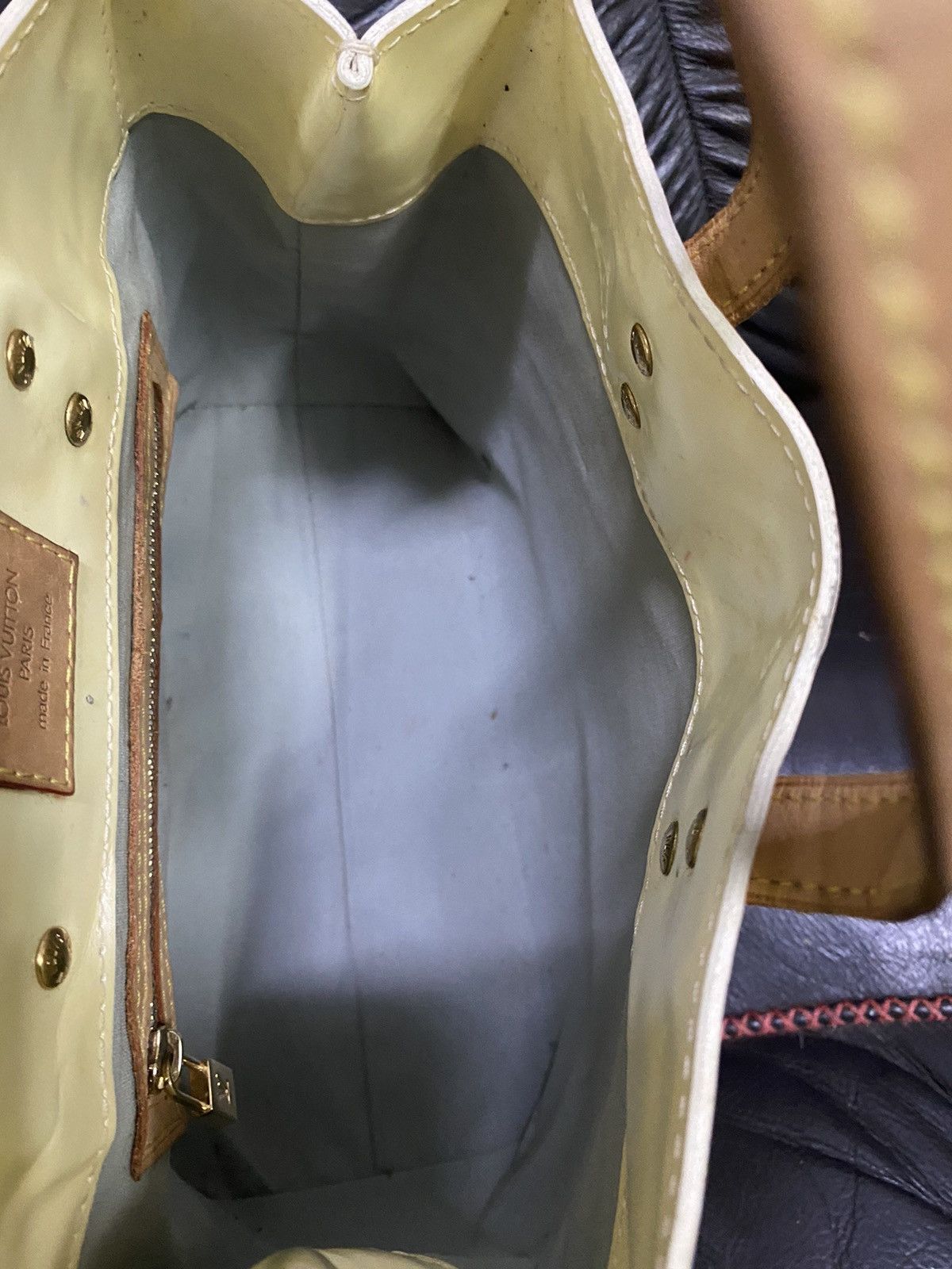 Louis Vuitton Authentic Louis Vuitton Mini Vernis Tote Bag Size ONE SIZE - 14 Thumbnail