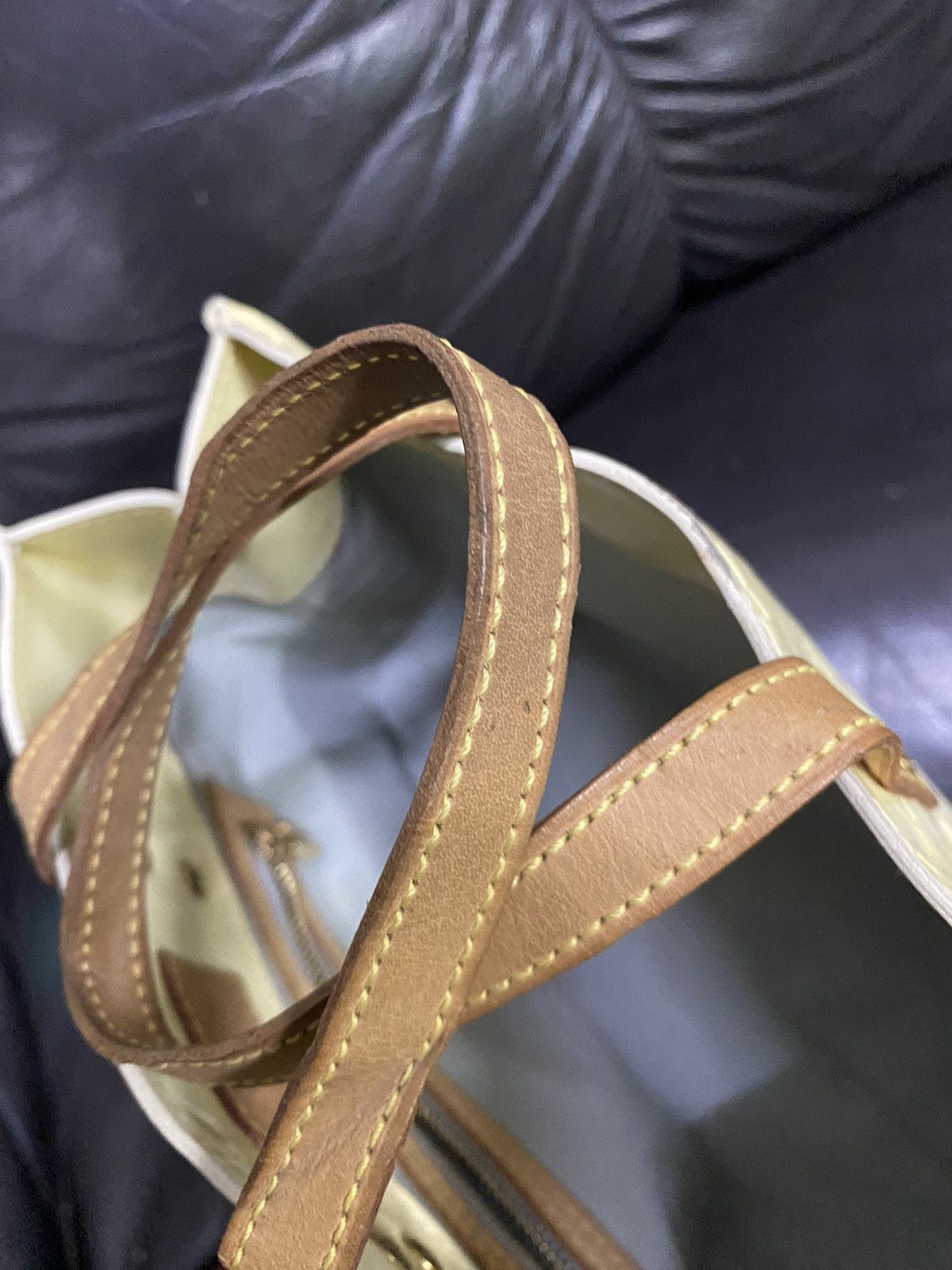Louis Vuitton Authentic Louis Vuitton Mini Vernis Tote Bag Size ONE SIZE - 23 Thumbnail
