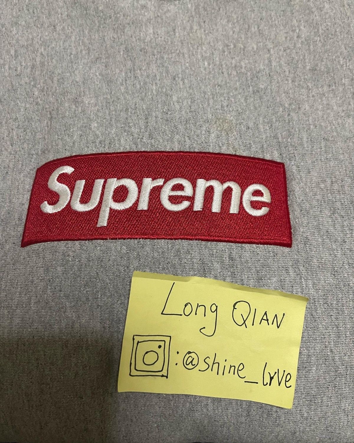 Supreme Supreme red on grey box logo crewneck Size US L / EU 52-54 / 3 - 4 Thumbnail