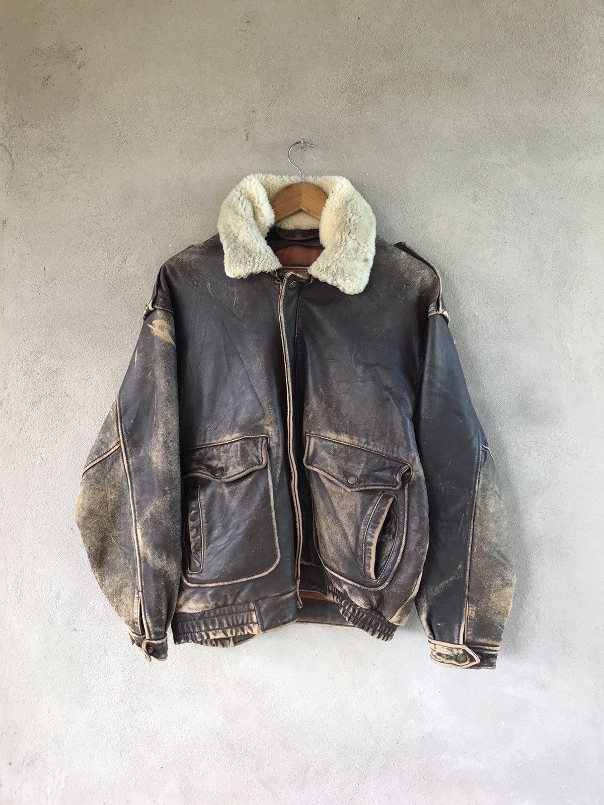 Genuine Leather RARE BASIC WEAR FLIGHT LEATHER JACKET Size US L / EU 52-54 / 3 - 2 Thumbnail