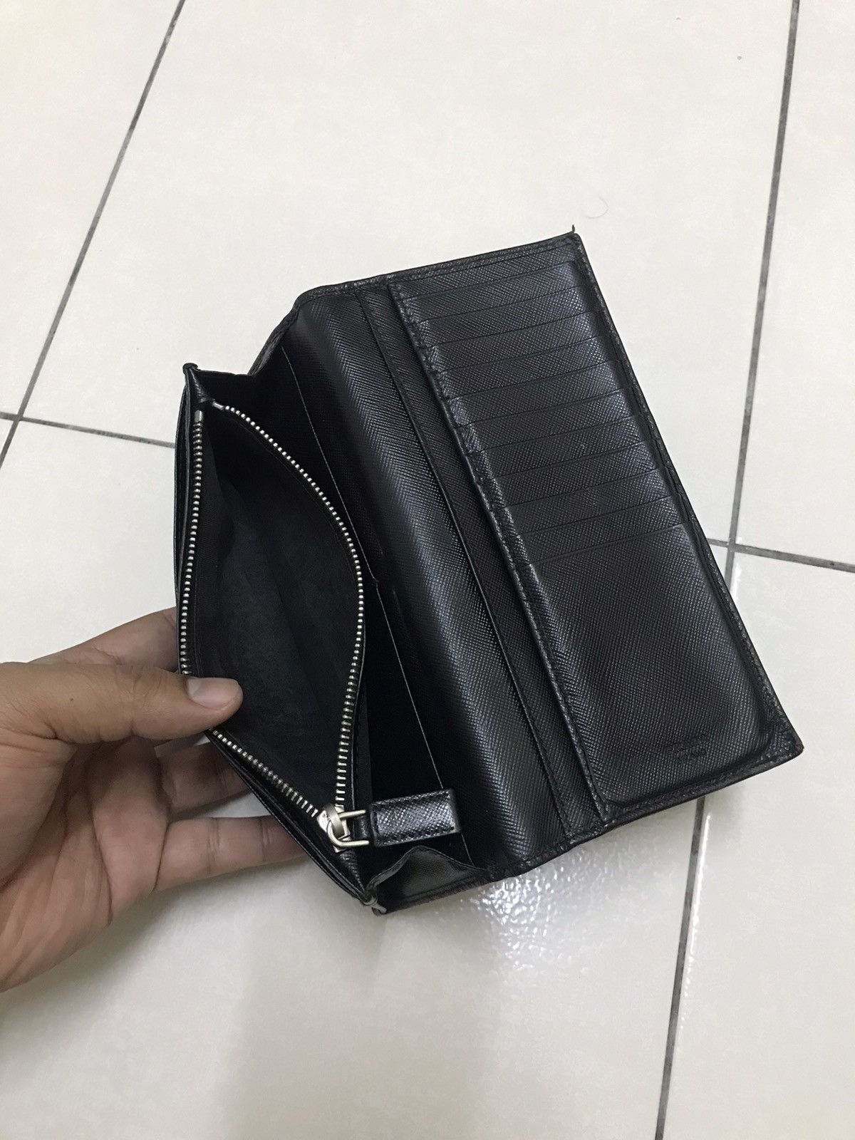Prada Authentic Leather Prada Purse / Prada Long Wallet Size ONE SIZE - 12 Thumbnail