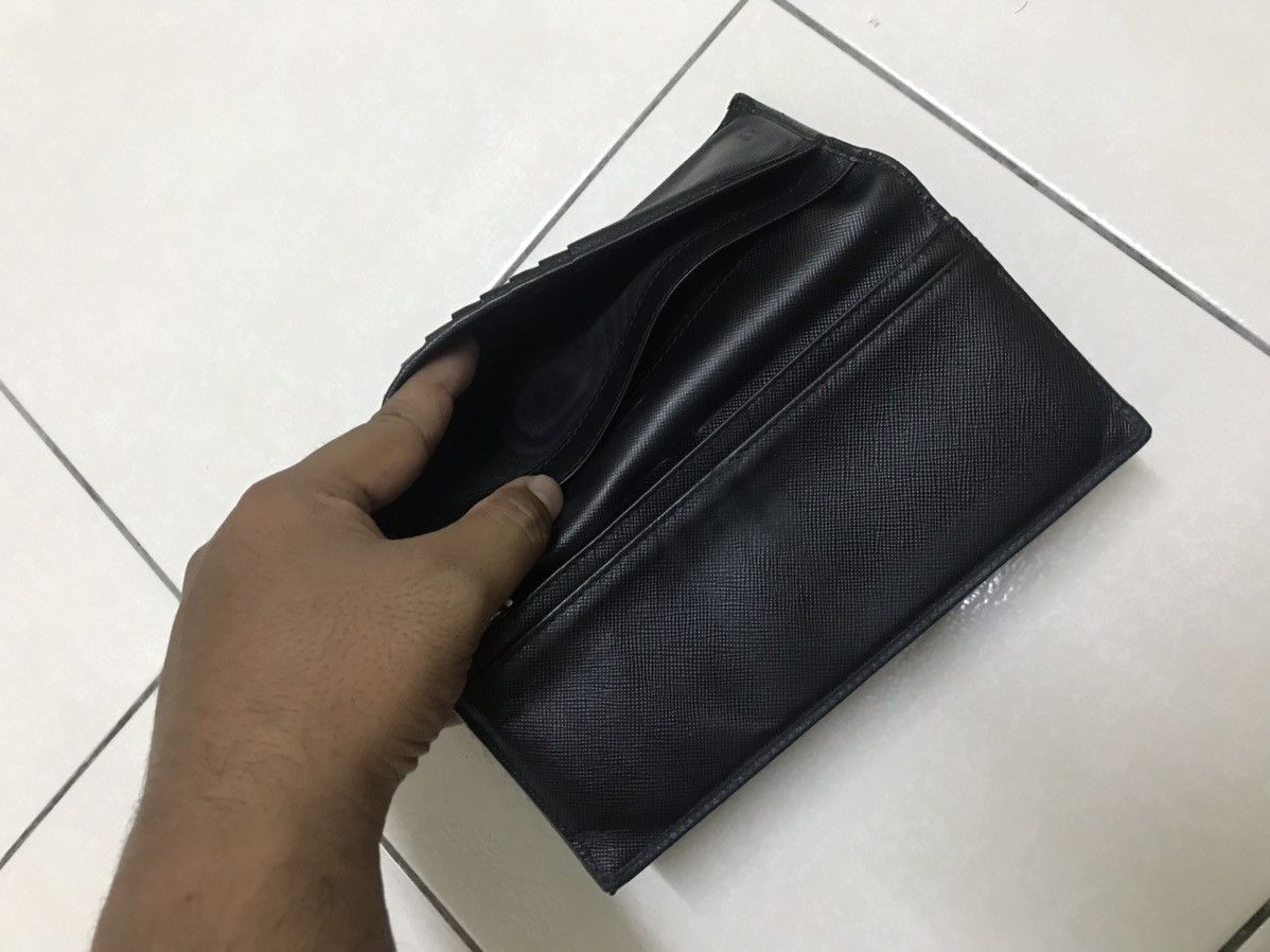 Prada Authentic Leather Prada Purse / Prada Long Wallet Size ONE SIZE - 13 Thumbnail