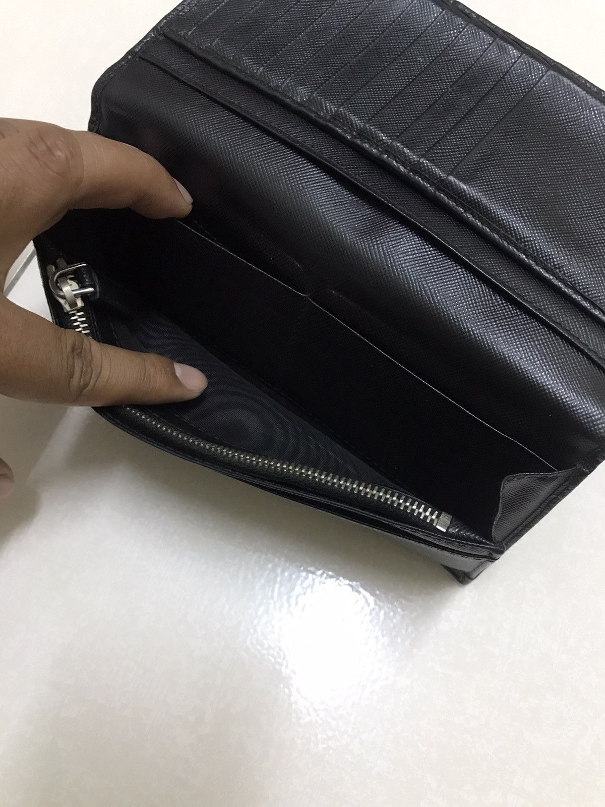 Prada Authentic Leather Prada Purse / Prada Long Wallet Size ONE SIZE - 9 Thumbnail