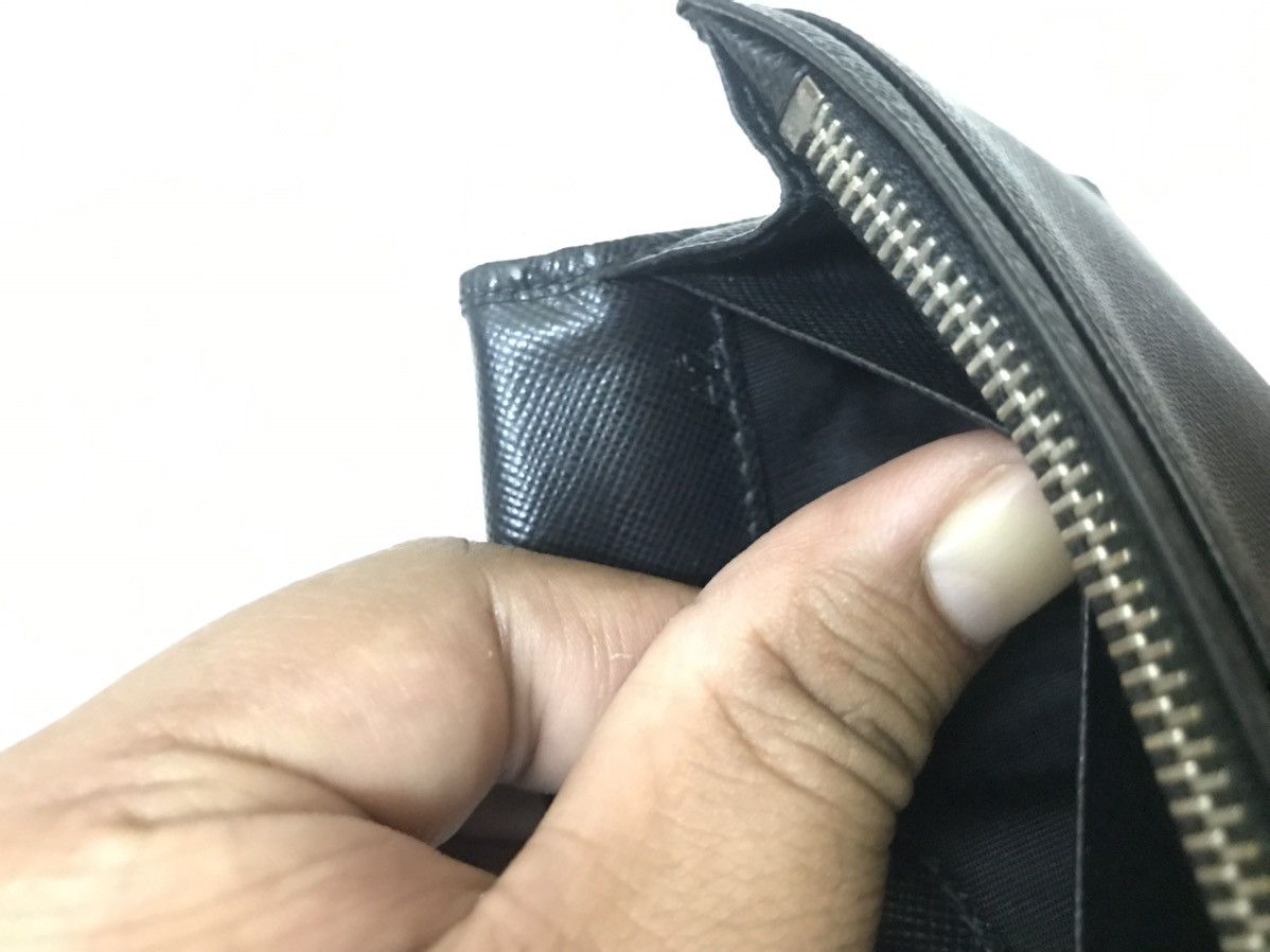 Prada Authentic Leather Prada Purse / Prada Long Wallet Size ONE SIZE - 15 Thumbnail