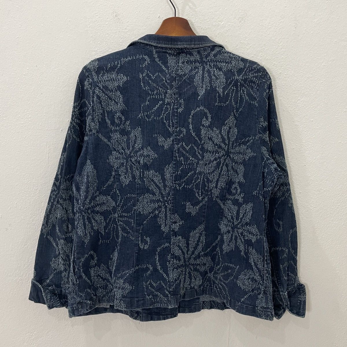 Jordan Brand Vintage Japanese Designer Flower Motive Denim Jacket Size L / US 10 / IT 46 - 8 Thumbnail