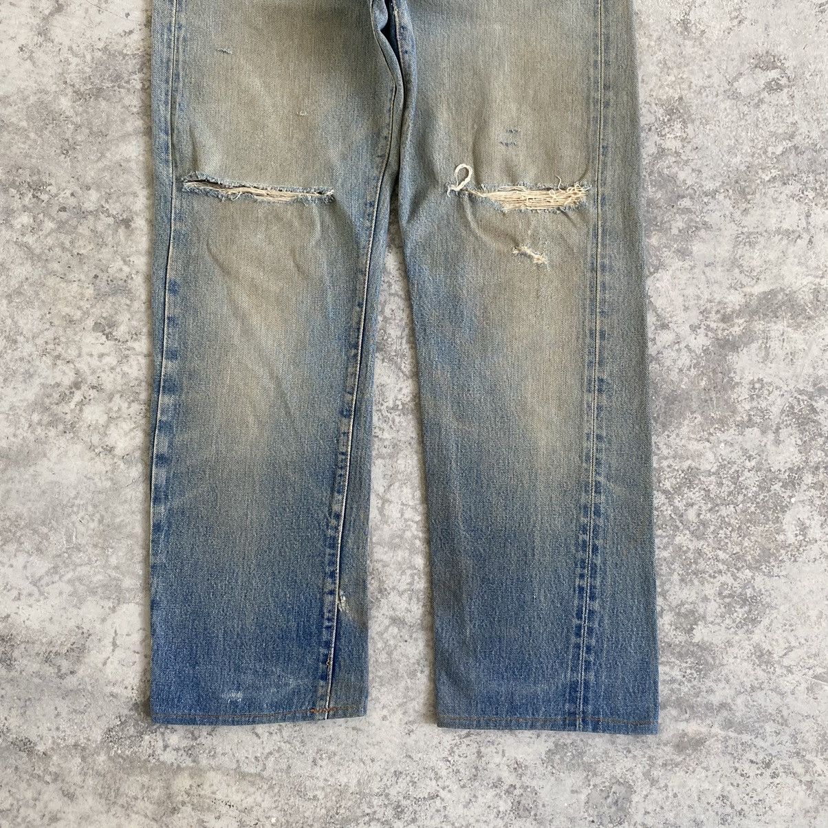 Levi's Vintage 70’s 80's Levi's 501 Ripped Selvedge Denim Jeans Size US 31 - 4 Thumbnail