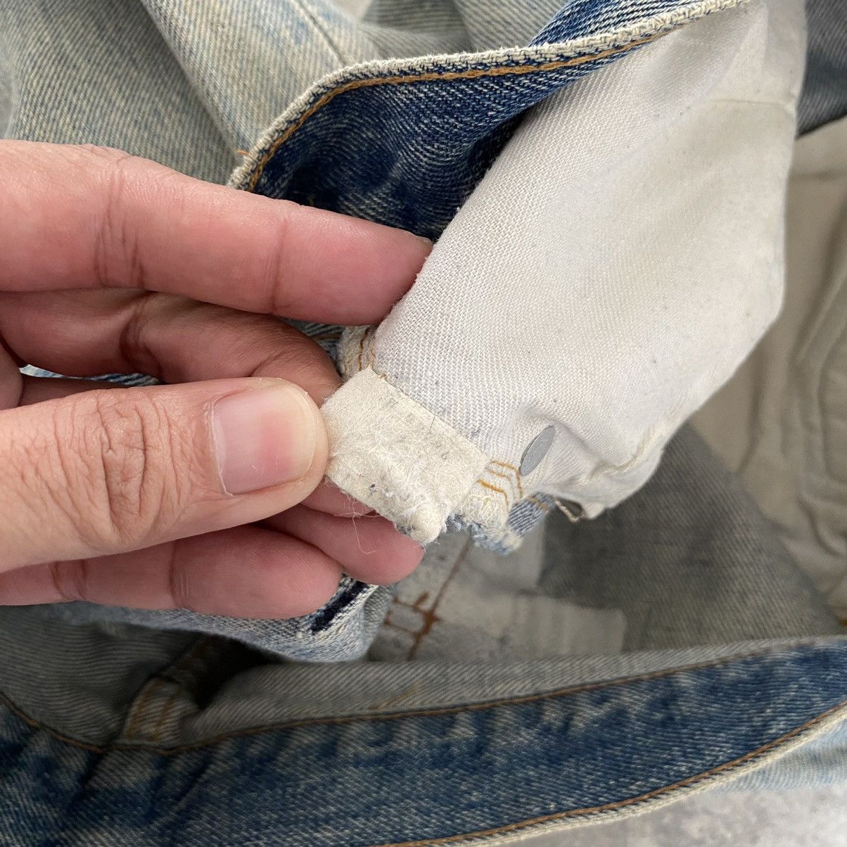 Levi's Vintage 70’s 80's Levi's 501 Ripped Selvedge Denim Jeans Size US 31 - 22 Thumbnail